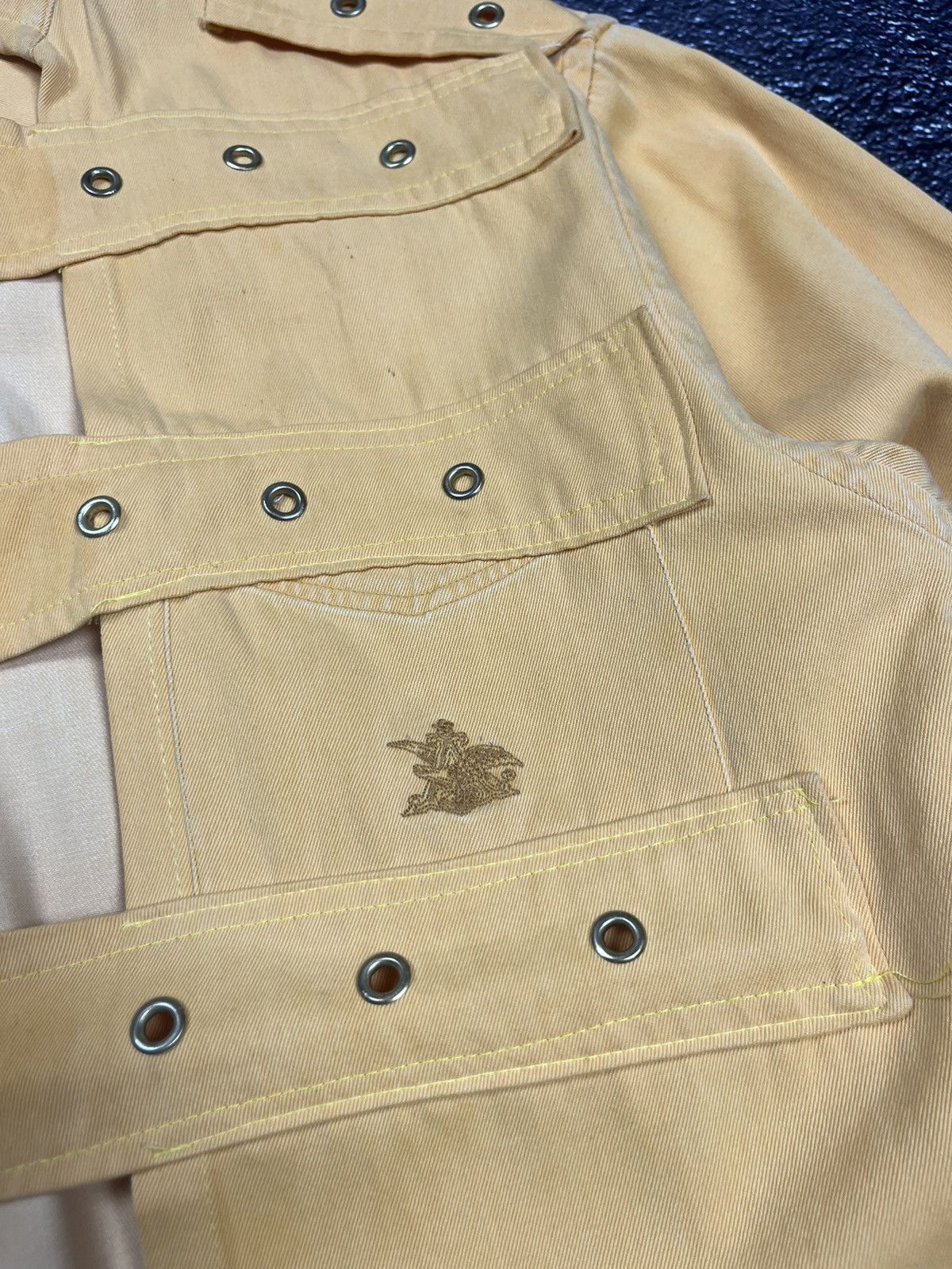 Vintage Vintage Budweiser Avant-garde Yellow jacket Size M Size M / US 6-8 / IT 42-44 - 2 Thumbnail
