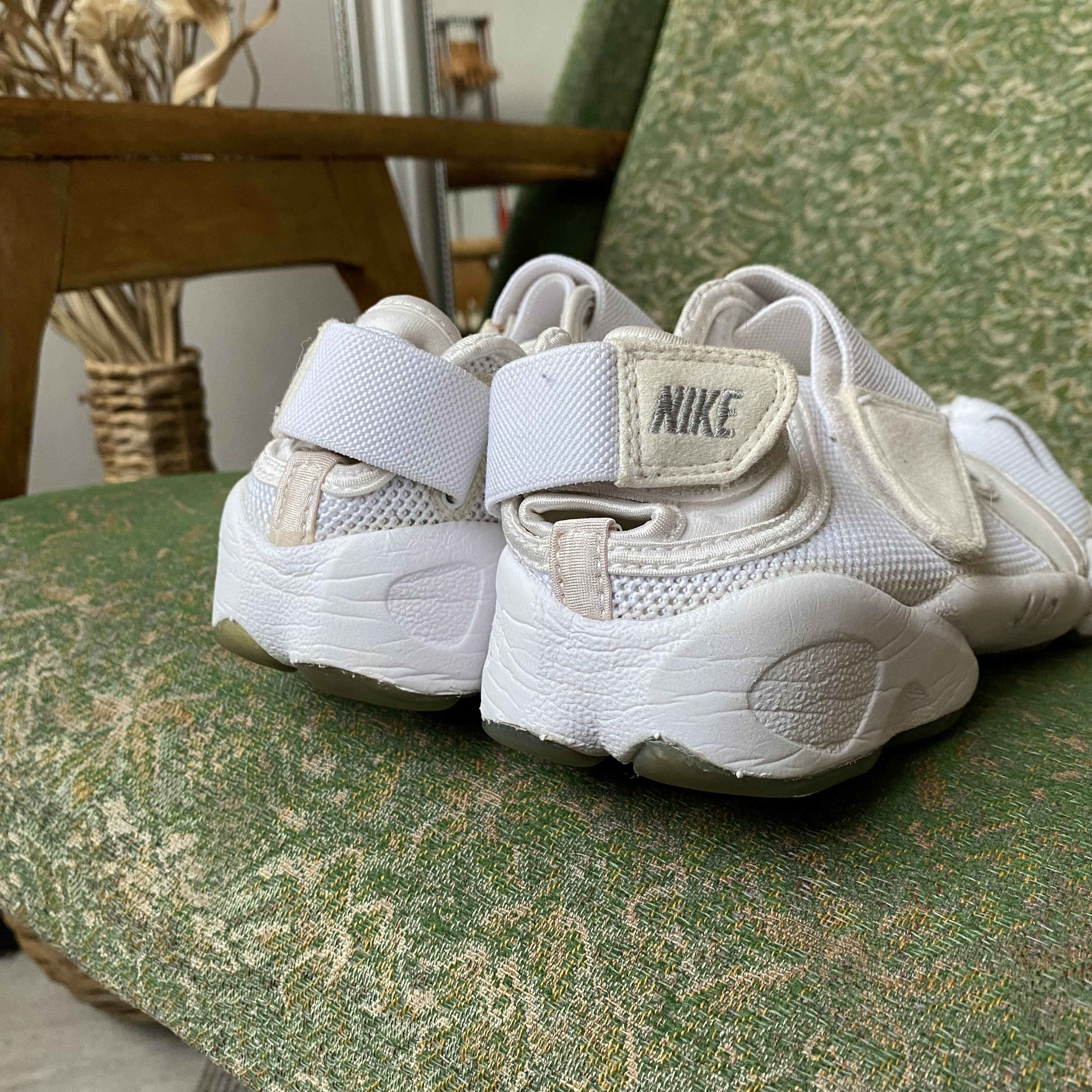 Nike Japanese vibe Vintage Nike air rift Ninja sandals Sneakers Size US 5.5 / EU 38 - 2 Thumbnail
