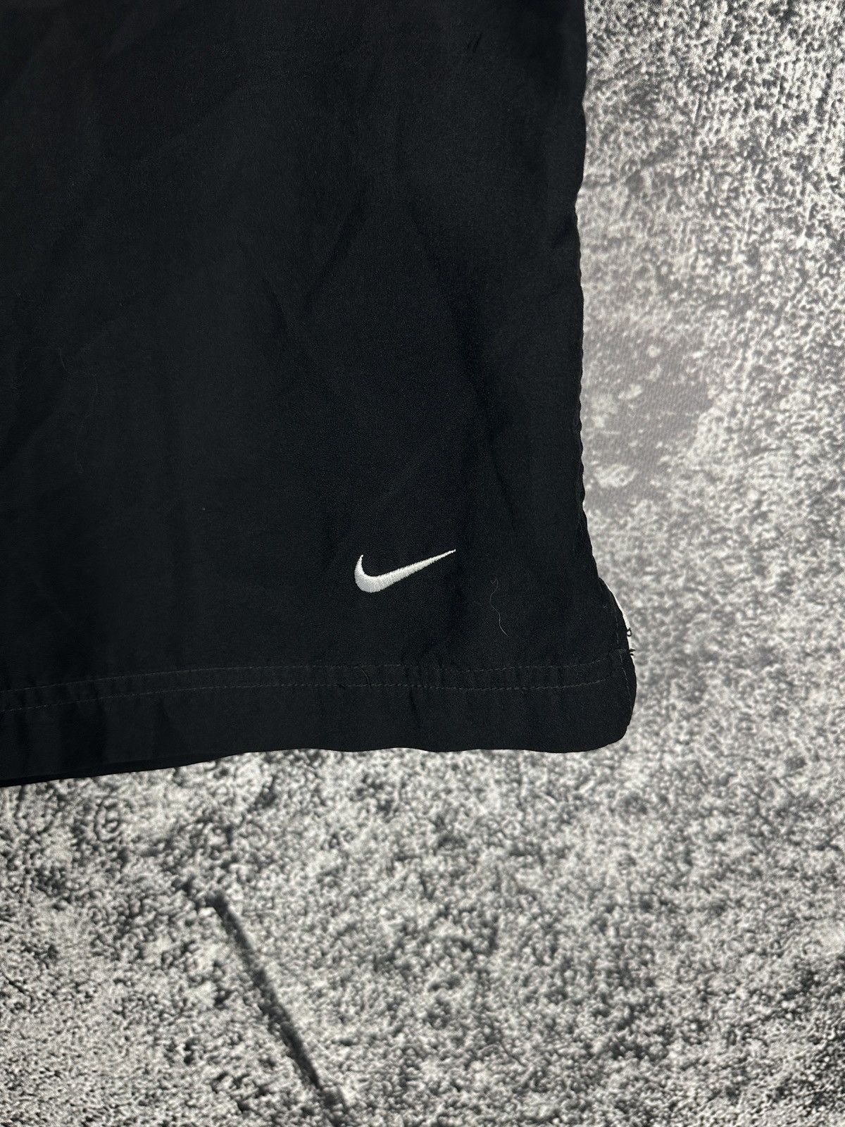 Nike Men’s Nike Vintage Shorts Athletic Retro Swoosh Size M Size US 34 / EU 50 - 4 Thumbnail
