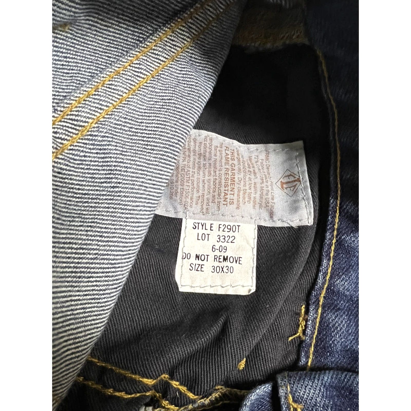 Vintage Tyndale Jeans Men 30x30 FR Flame Resistant 100% Cotton Blue Denim Jeans Regular 30 Inseam Size US 30 / EU 46 - 5 Thumbnail