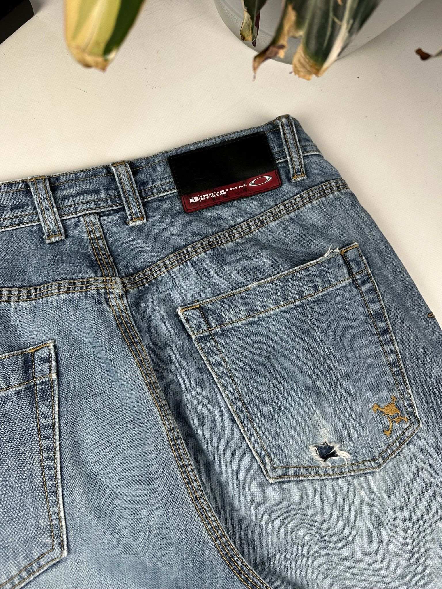 Oakley Vintage Oakley jeans industrial denim distressed Size US 31 - 9 Thumbnail