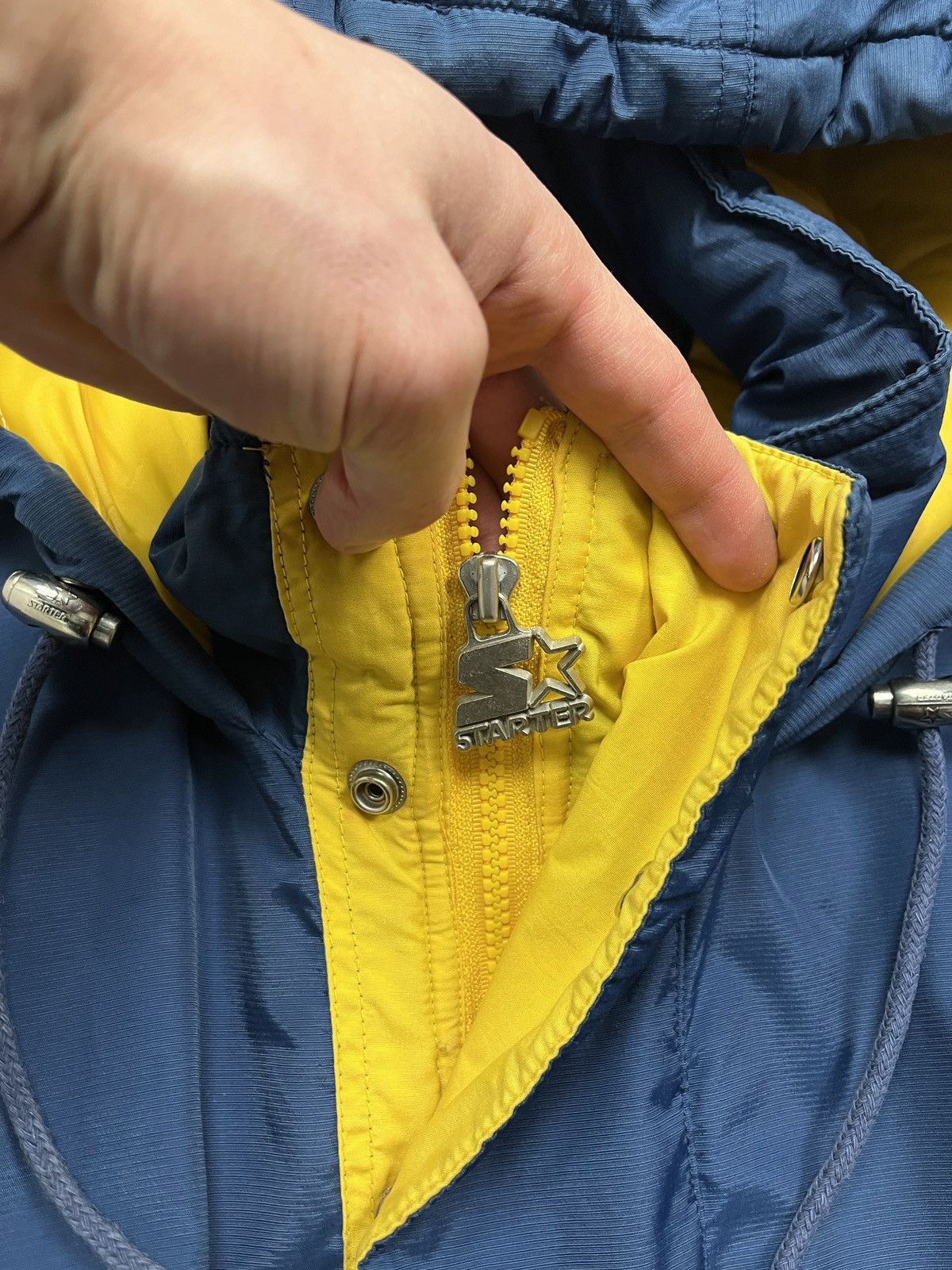 Starter Vintage NCAA Starter Michigan Wolverines Jacket 90’s Rare Size US L / EU 52-54 / 3 - 12 Thumbnail