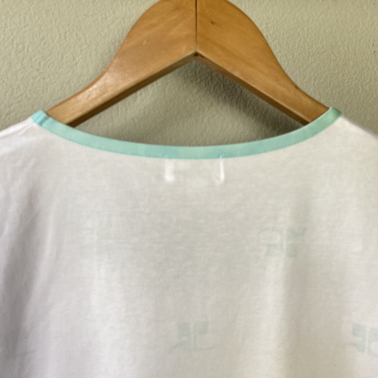 Courreges Courreges White Scoop Neck T-Shirt with Mint Trim Size S / US 4 / IT 40 - 10 Thumbnail
