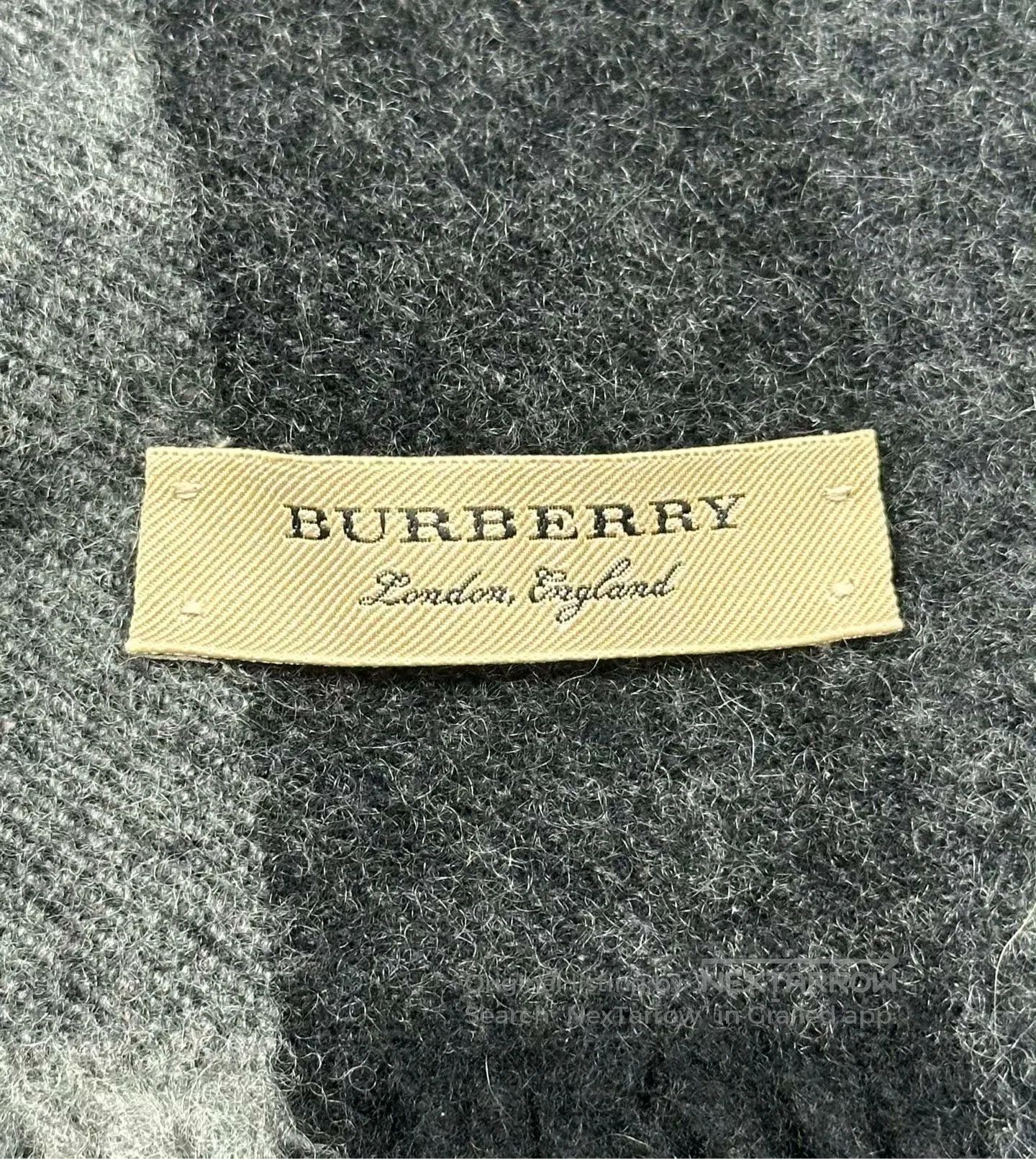 Burberry Burberry Black and Grey Classic Plaid Wool Scarf| Size ONE SIZE - 4 Thumbnail