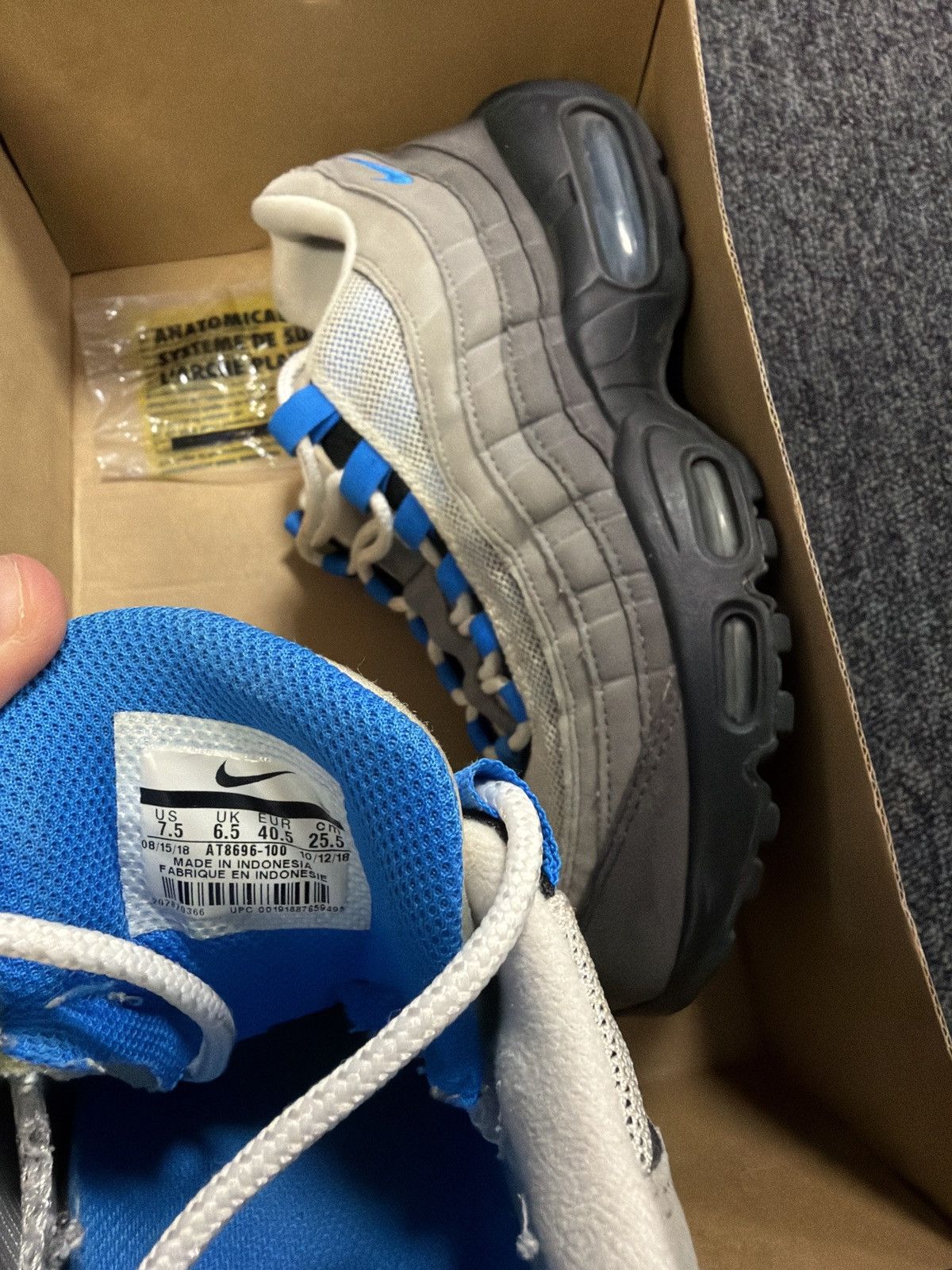 Nike Nike Air Max 95 Crystal Blue Size US 7.5 / EU 40.5 / UK 6.5 Size US 7.5 / EU 40-41 - 9 Thumbnail