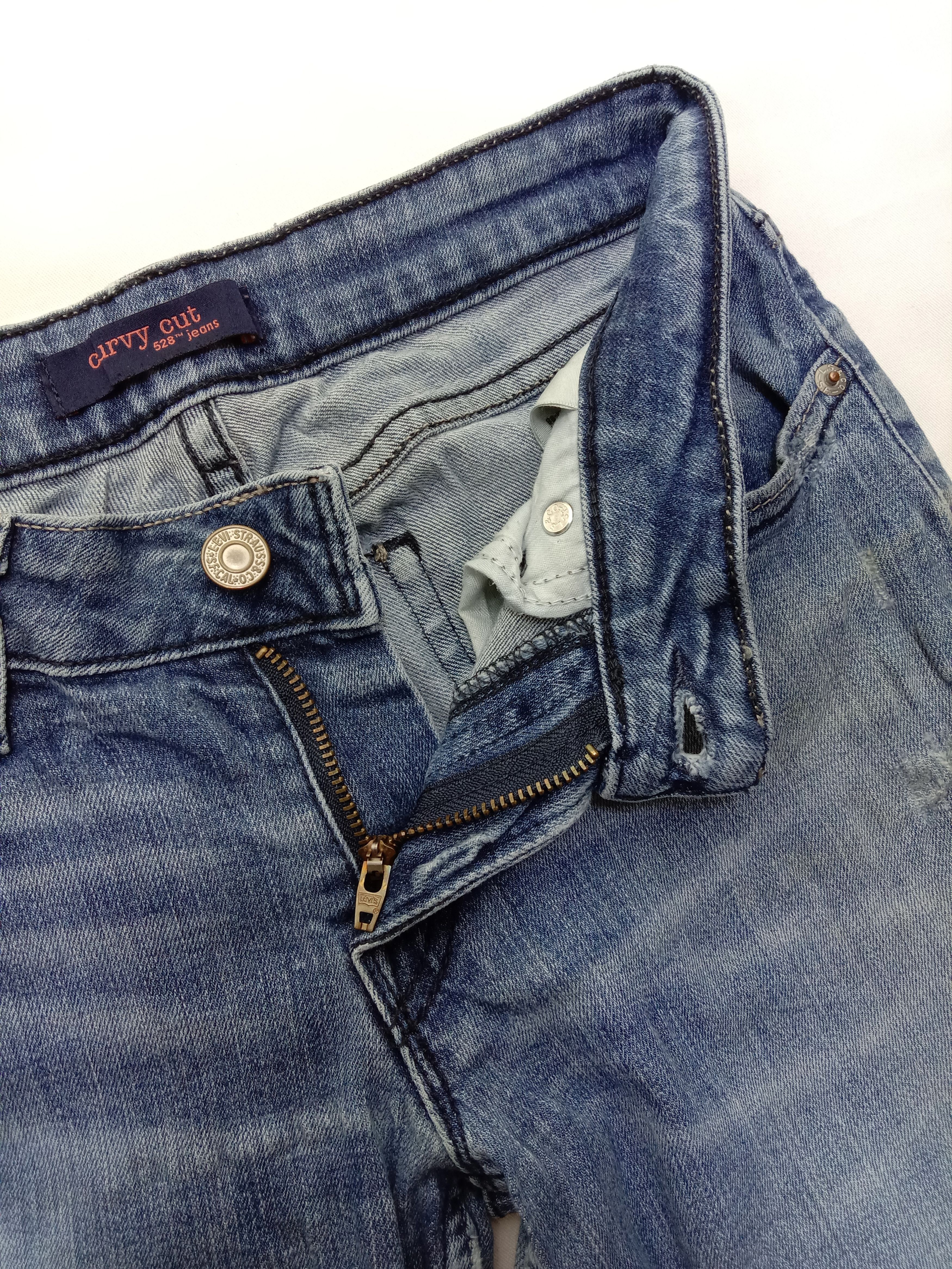 Levi's Vintage Levi's 528 Curvy Cut Jeans Size 26" / US 2 / IT 38 - 9 Thumbnail