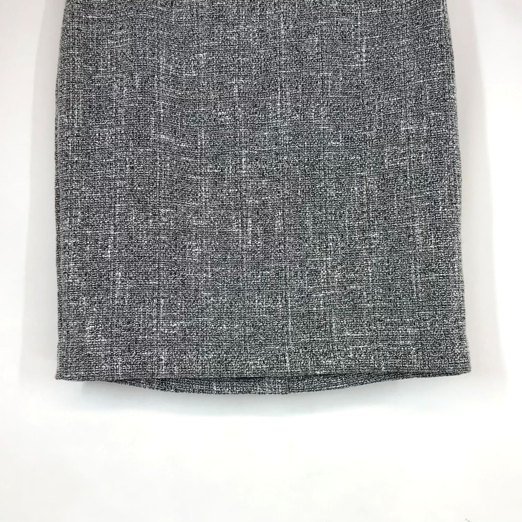 Ann Taylor ANN TAYLOR BLACK TEXTURED LINED PENCIL SKIRT WOMEN'S 4 Size 27" / US 4 / IT 40 - 3 Thumbnail