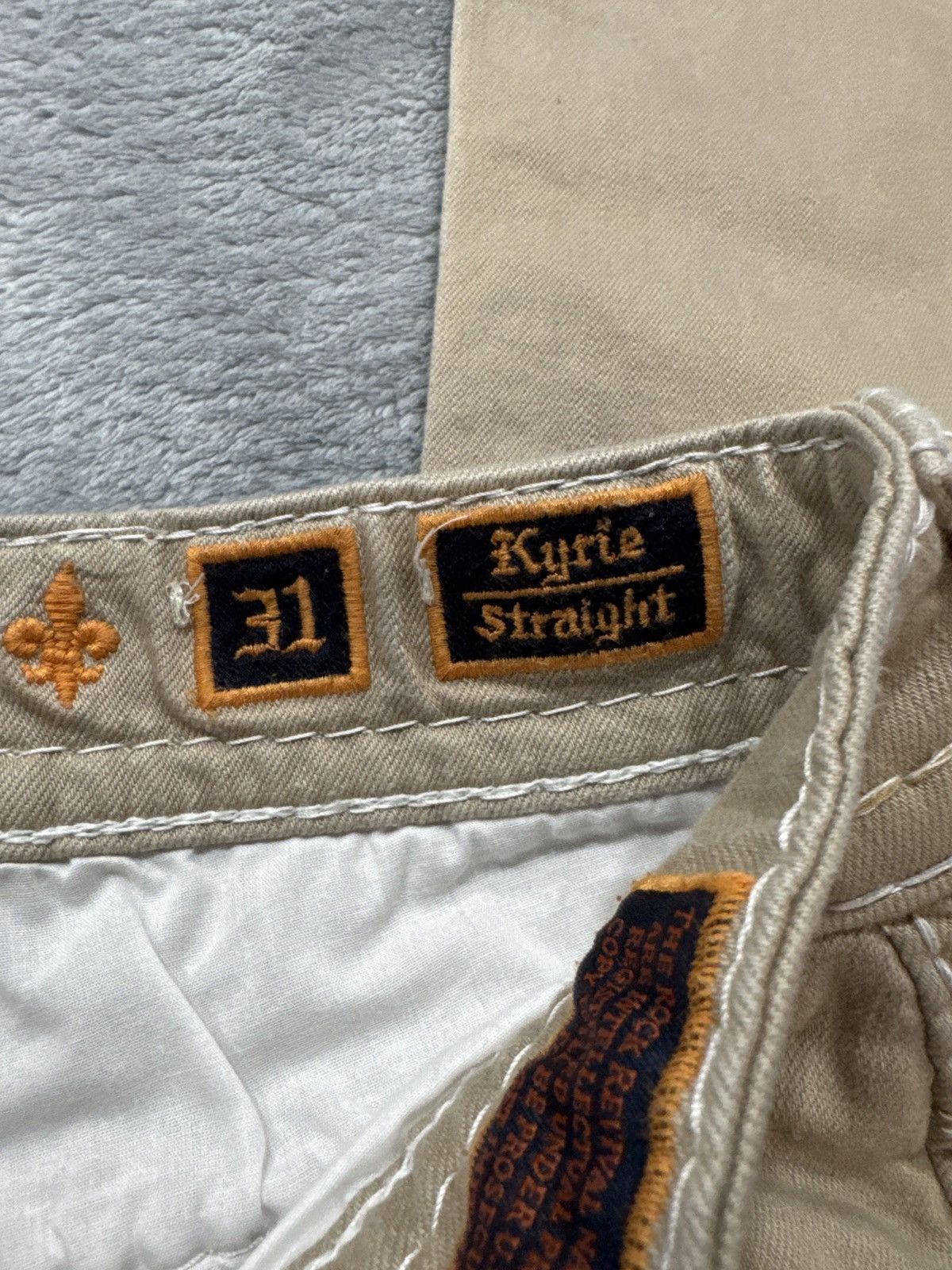 Rock Revival 31/32 rock revival jeans Beige Whiteish color way Size US 31 - 9 Thumbnail