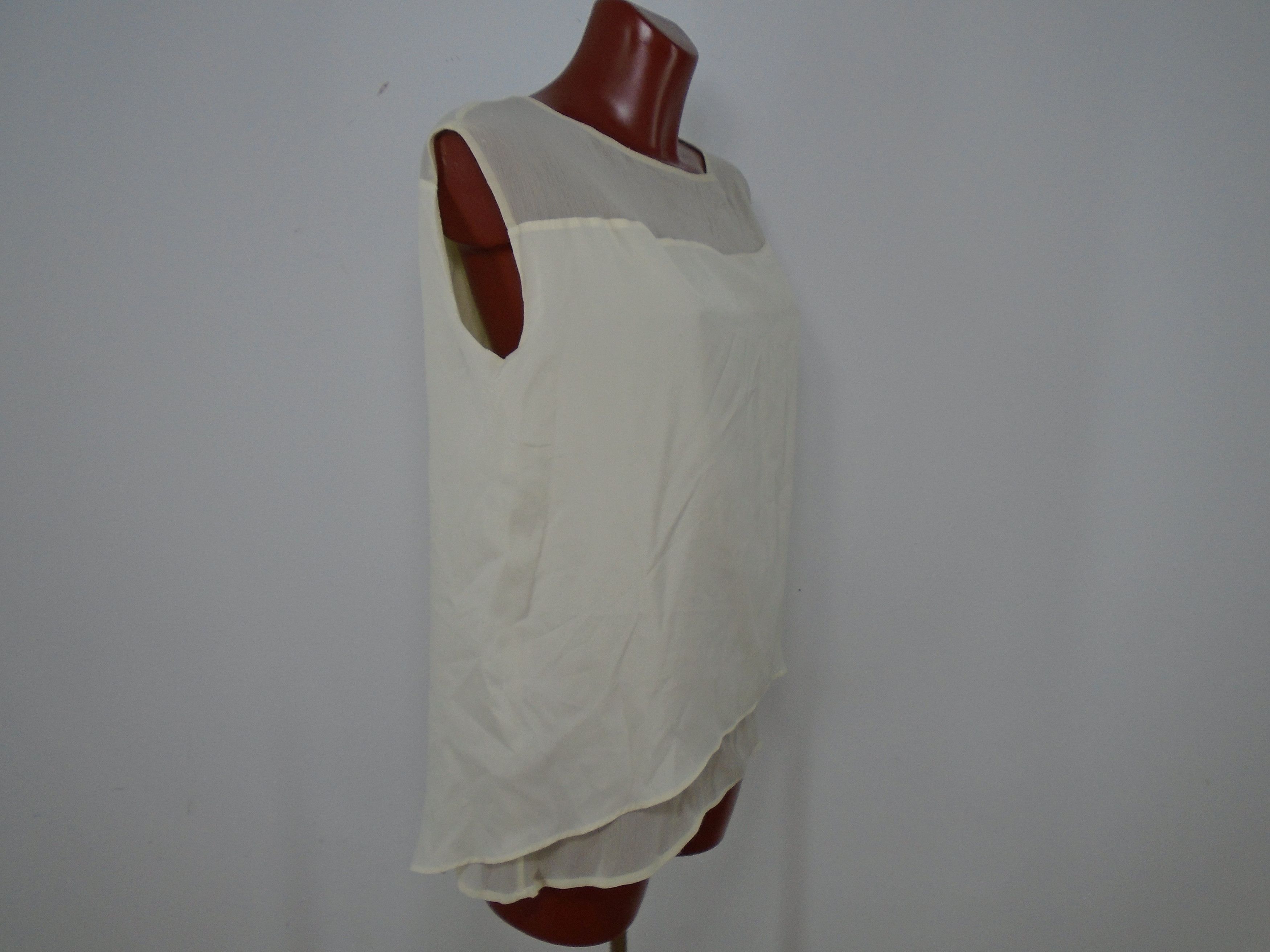 Mango Women's Blouse Mango. Beige. S. Used. Very good condition Size S / US 4 / IT 40 - 6 Thumbnail