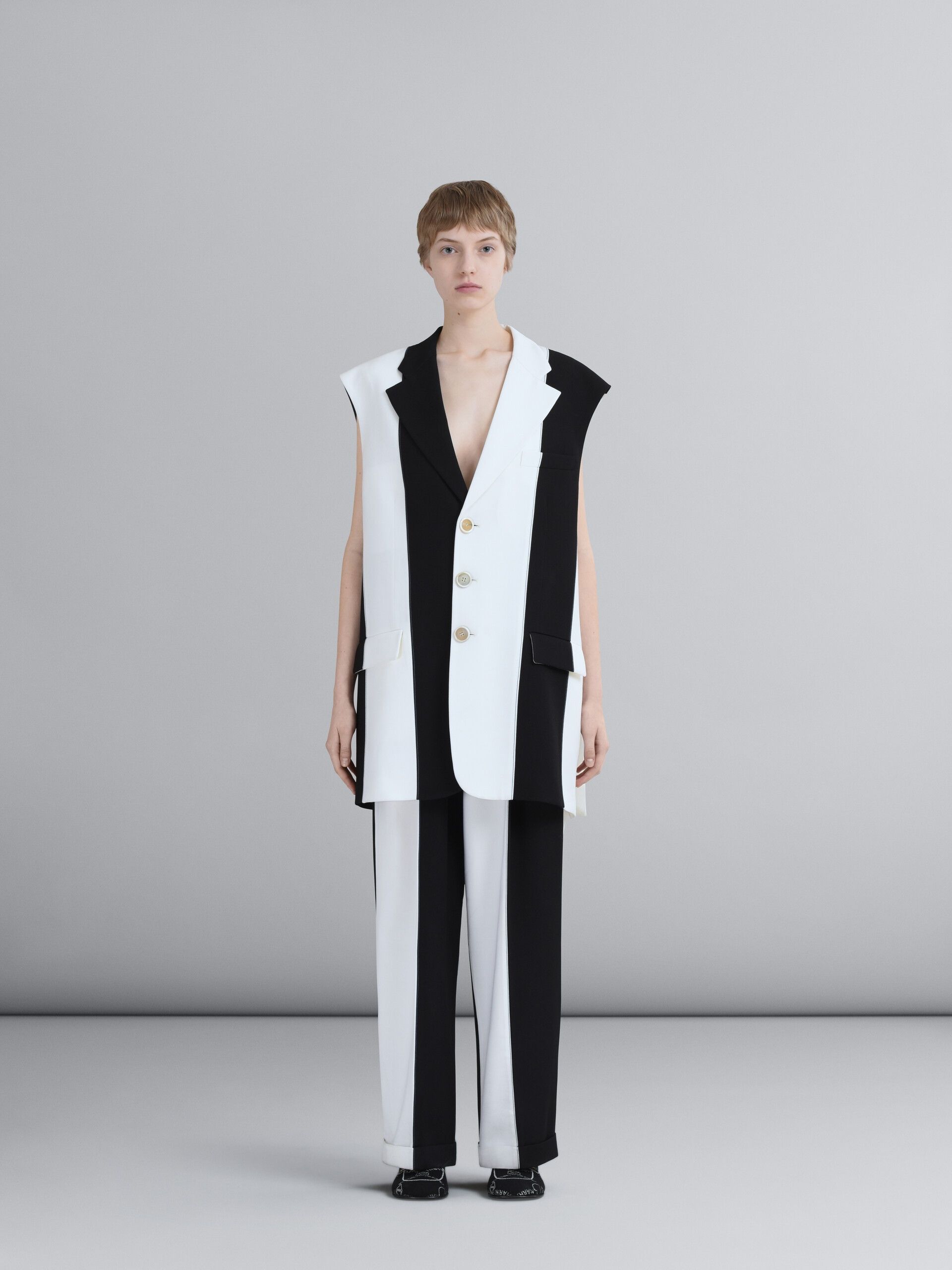 Marni o1y1025 Blazer in Black/White Size XS / US 0-2 / IT 36-38 - 2 Thumbnail