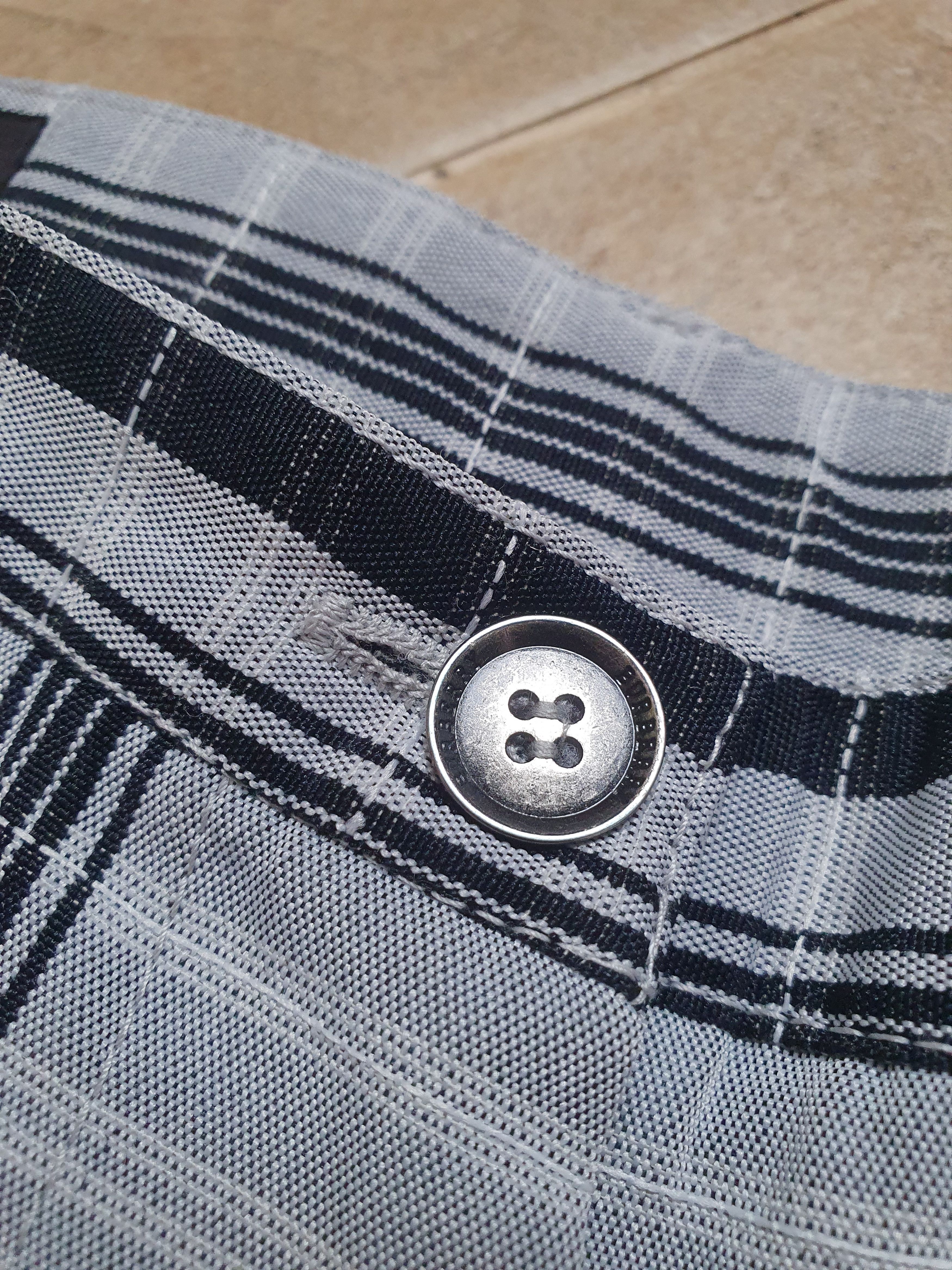 Burberry Vintage women's Burberry Check Grey Size 40 Made in Italy Size 40" / US 18 - 7 Thumbnail