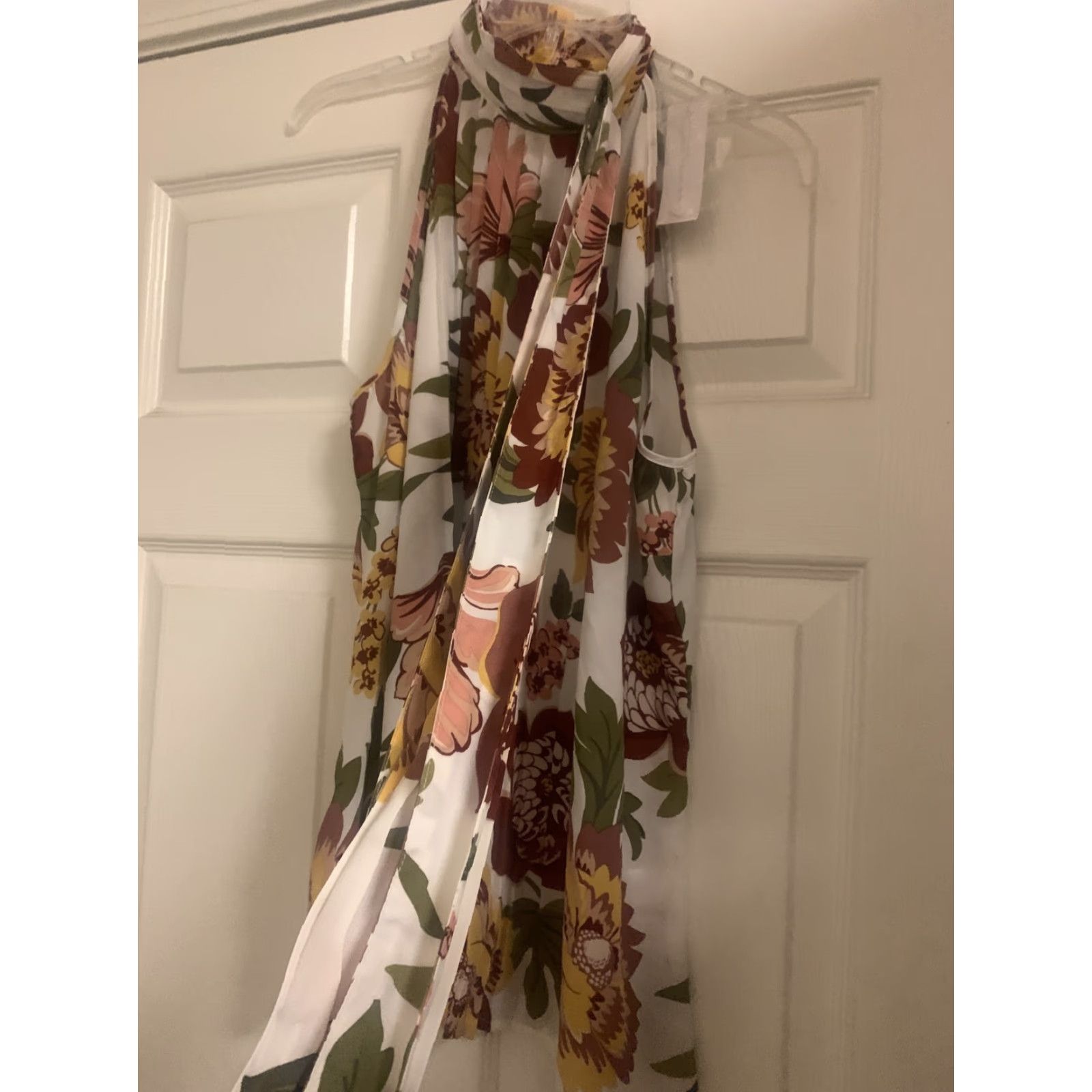 Avenue 7TH Avenue Design Studio New York & Company Tank Top Sleeveless Floral L Multicolor Womens Design Studio Tank Top Sleeveless Floral Womens Size L / US 10 / IT 46 - 6 Thumbnail