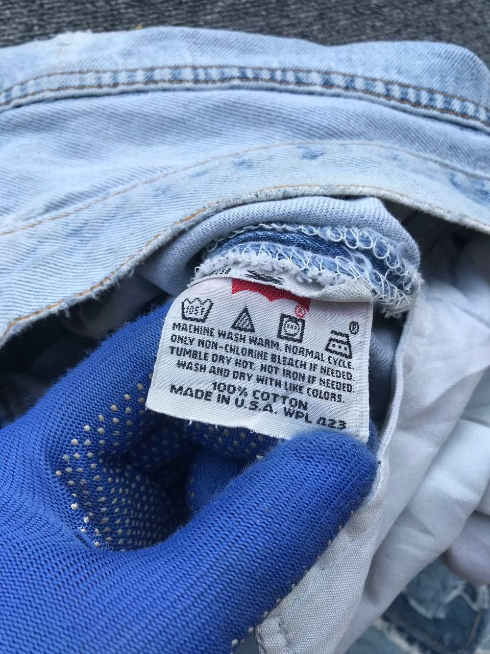 Levi's × Vintage Vintage 1993 Levis 501 distressed patchwork jean W34x29.5" Size US 33 - 13 Thumbnail