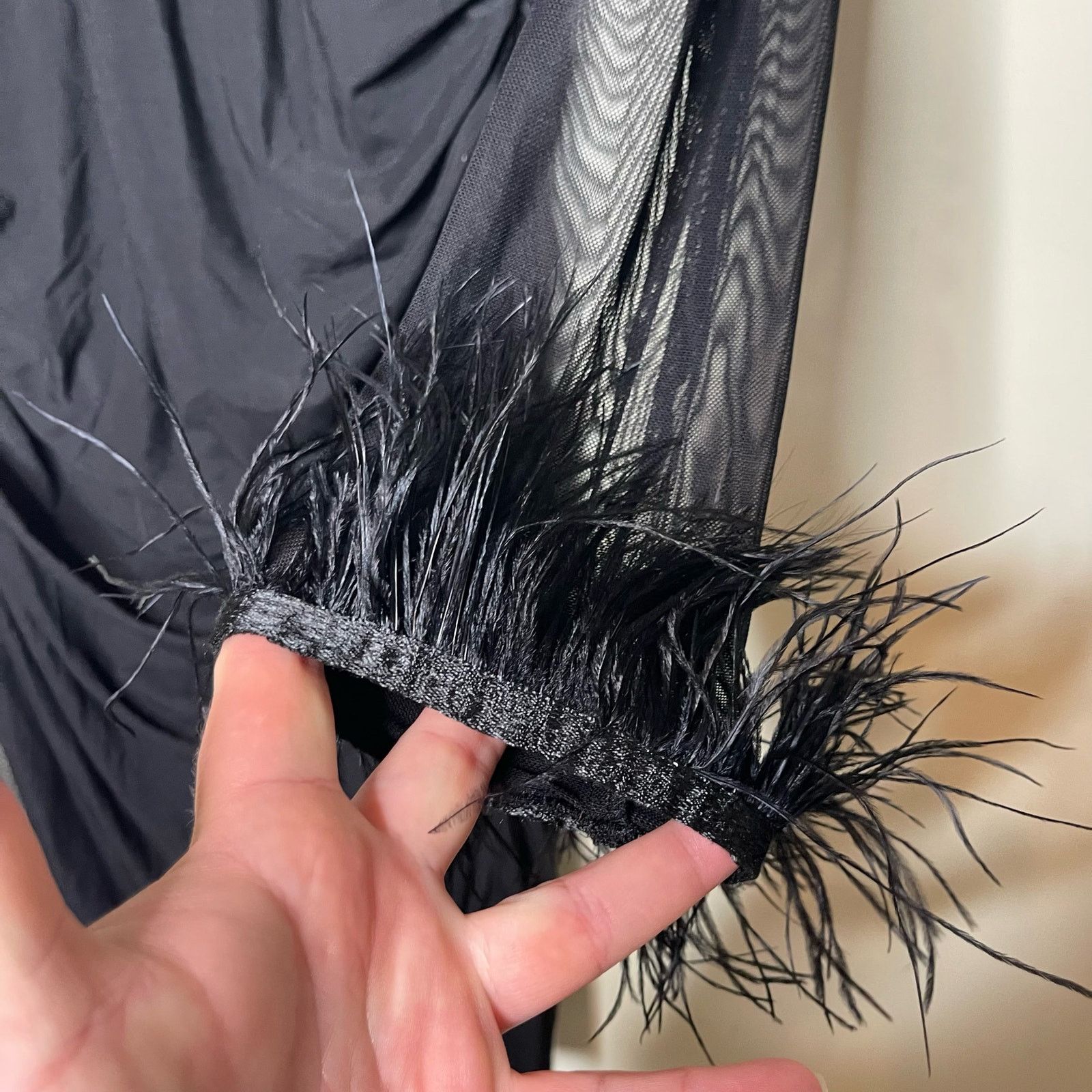 Amanda Uprichard Amanda Uprichard Vixen Mini Dress Ostrich Feather Cuff Black Size XL / US 12-14 / IT 48-50 - 6 Thumbnail