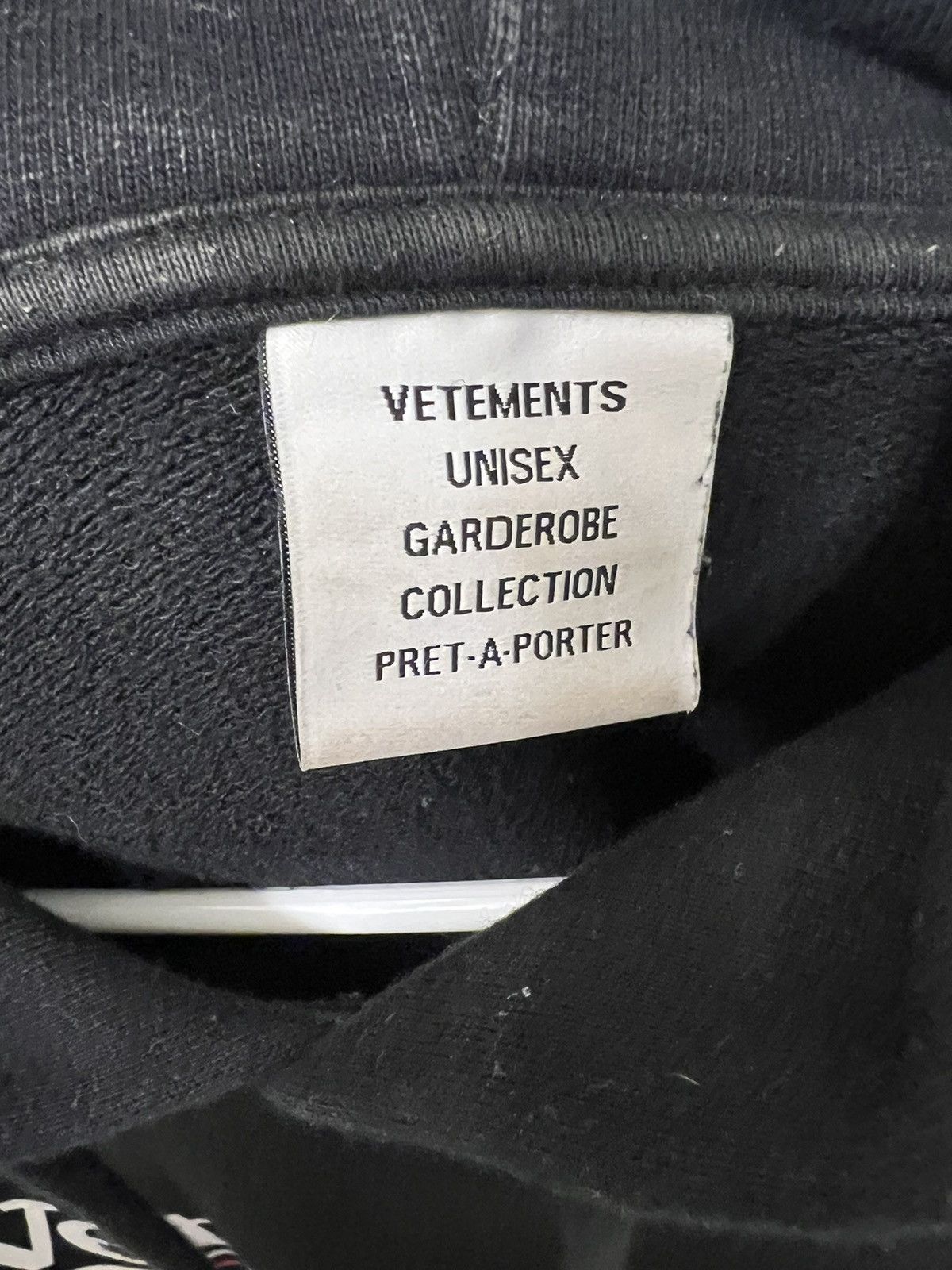 Vetements Vetements Political Logo Rare Find Size US M / EU 48-50 / 2 - 4 Thumbnail