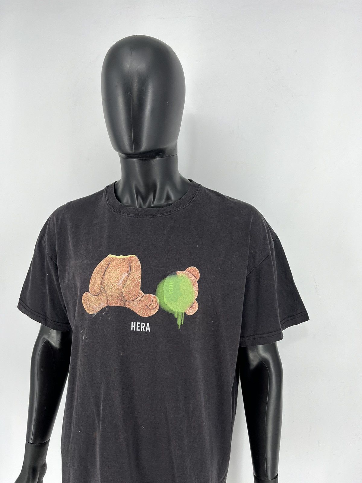 Japanese Brand × Vintage Vintage Y2K Hera logo Oversized Tee Shirt Streetwear Style Size US L / EU 52-54 / 3 - 4 Thumbnail