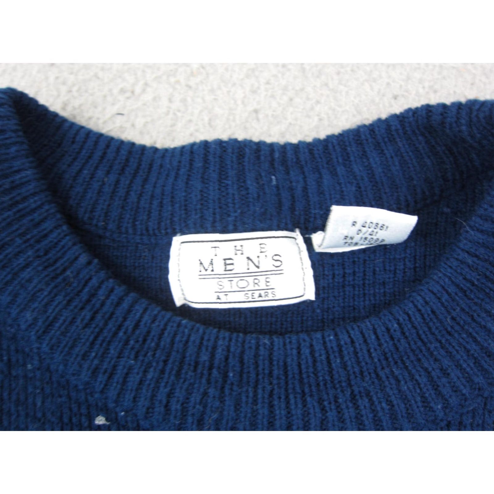 Sears VINTAGE Sears Sweater L Blue Fair Isle Acrylic 90s Chunky Pullover Mens Size US L / EU 52-54 / 3 - 3 Thumbnail