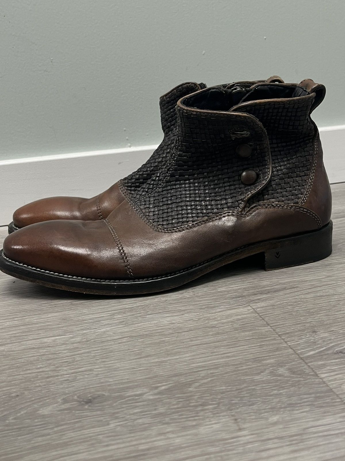 John Varvatos Summer Button Leather Boot. 9.5 Size US 9.5 / EU 42-43 - 9 Thumbnail
