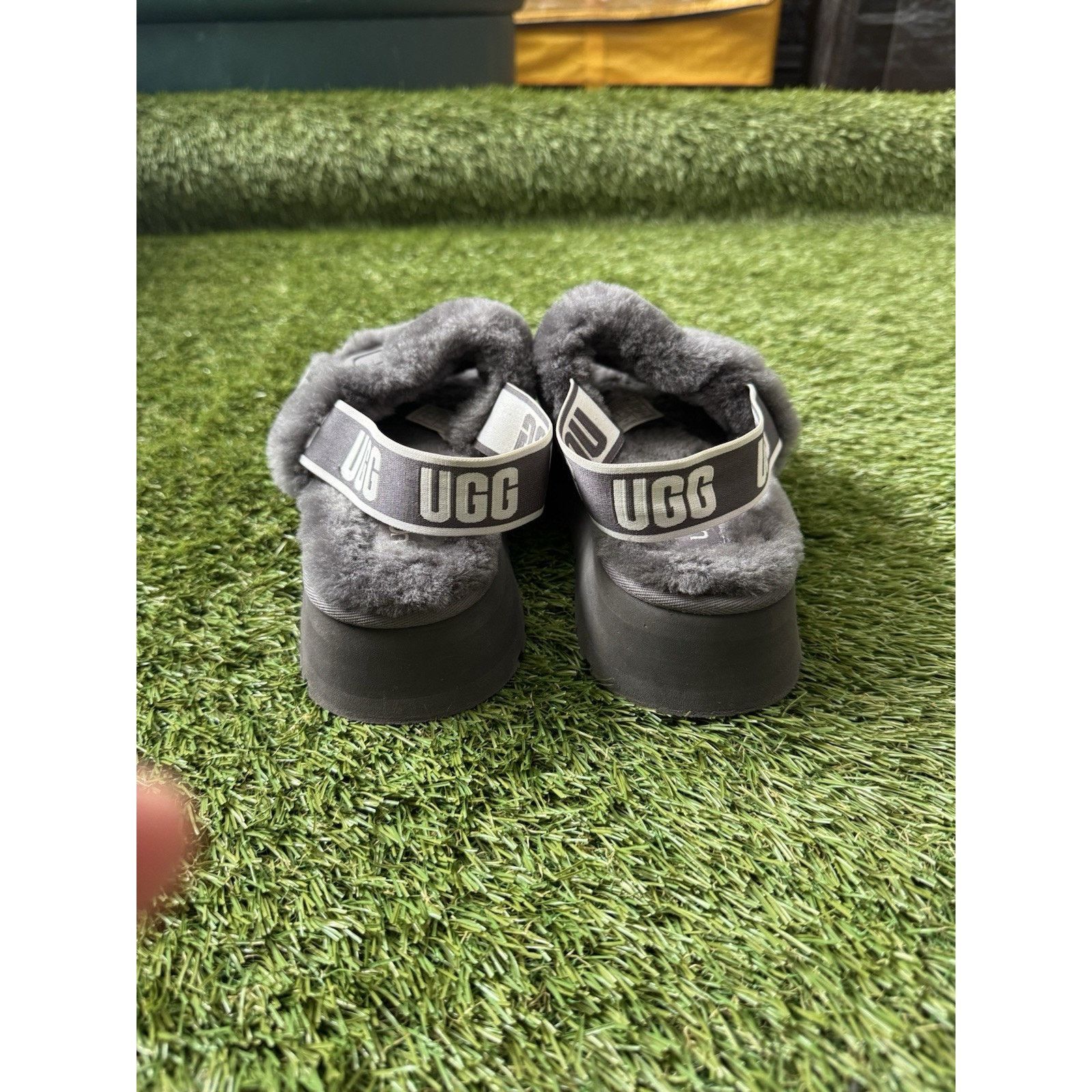 Ugg UGG Australia Women’s Disco Slide Slipper Grey Ash US 5Women Size US 5 / IT 35 - 3 Thumbnail