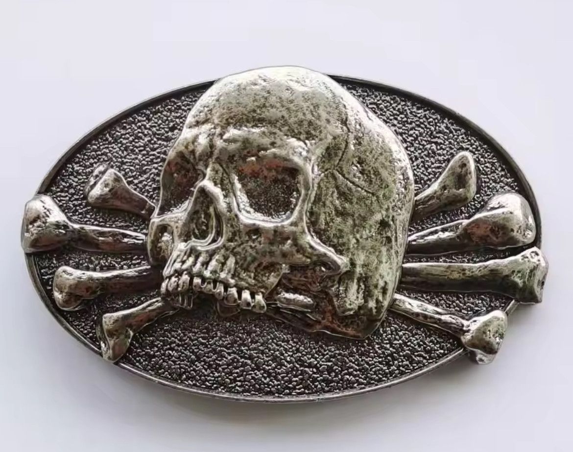 Japanese Brand 3D Skull With Bone Belt Buckle ( no belt ) Size ONE SIZE - 1 Thumbnail