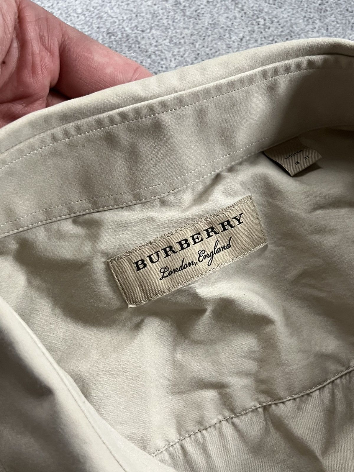 Burberry Burberry Beige Consulate Style Long Sleeve Button Up Shirt Size US L / EU 52-54 / 3 - 5 Thumbnail