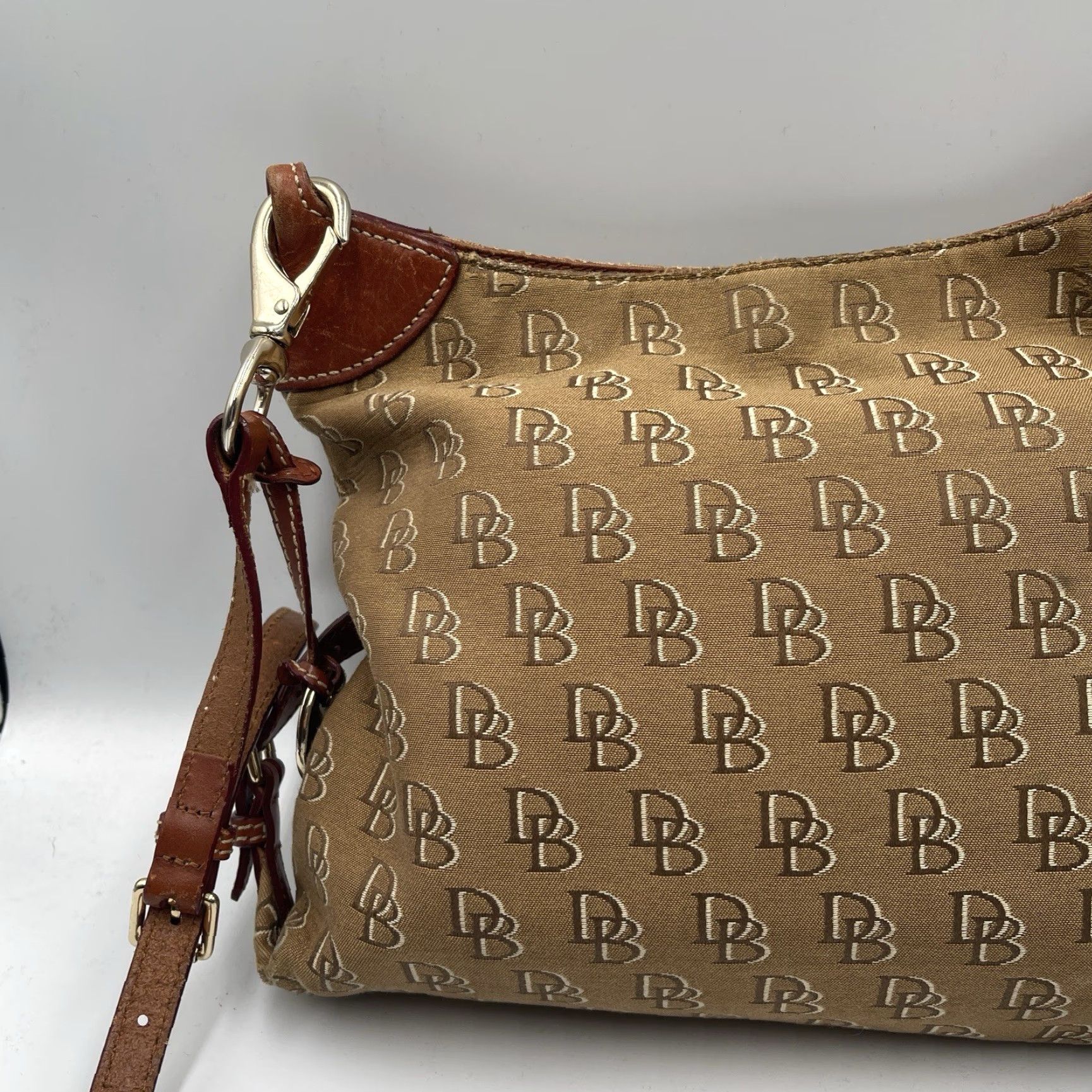 Dooney & Bourke VINTAGE Dooney & Bourke Monogram Shoulder Bag Crossbody Purse Brown Canvas Leather Pebbled Gold Hardware Women Size ONE SIZE - 3 Thumbnail