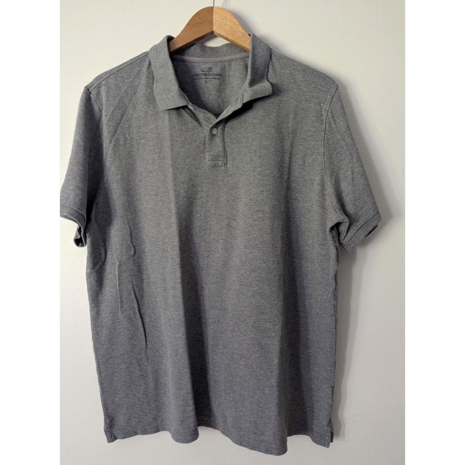 Vineyard Vines Vineyard Vines Polo Shirt Men L Short Sleeve Gray EUC Size US L / EU 52-54 / 3 - 2 Thumbnail