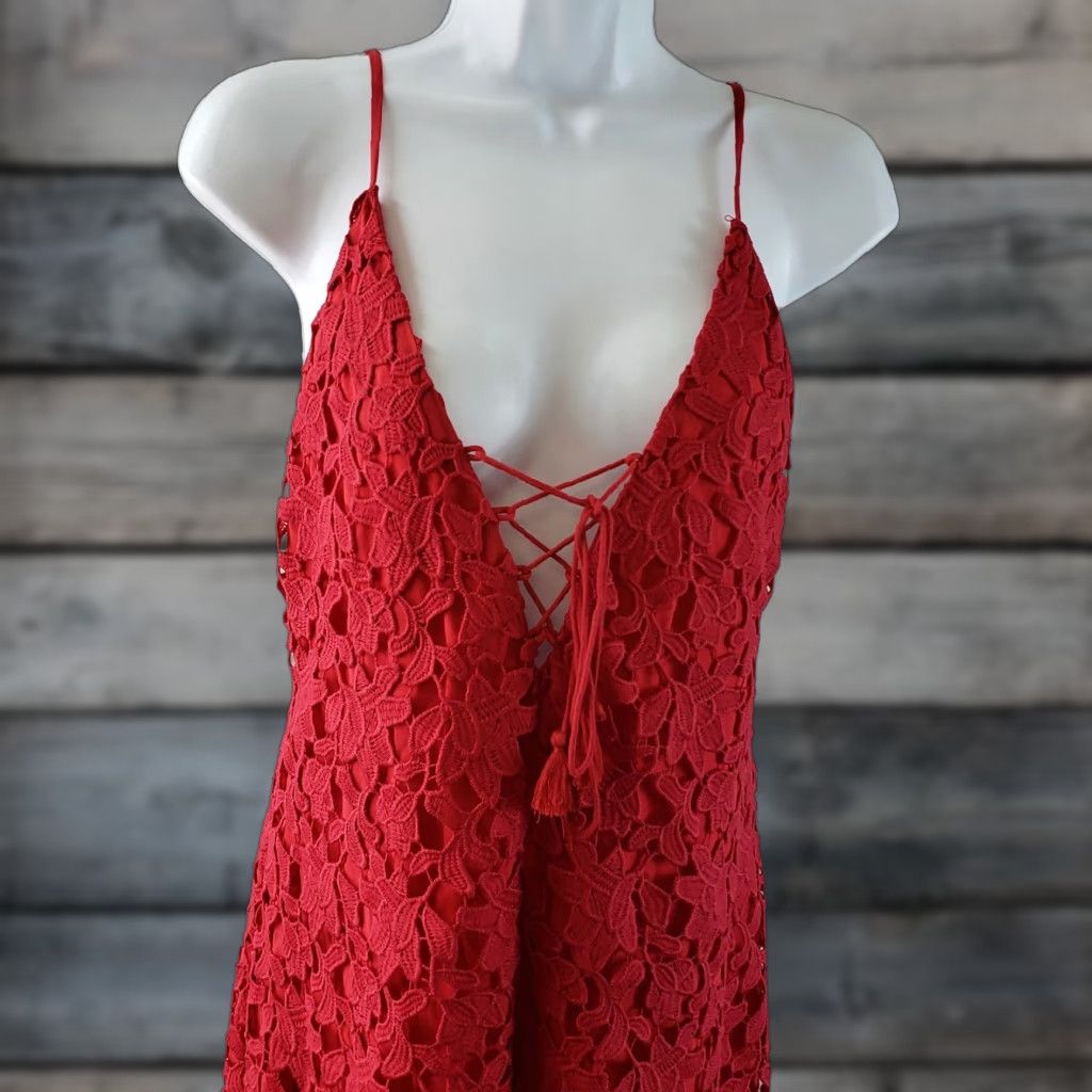 Vintage VINTAGE? No. The Jetset Diaries Women Mini Dress Red Crimson Sleeveless V-Neck Zip Short Dress Size M / US 6-8 / IT 42-44 - 1 Thumbnail