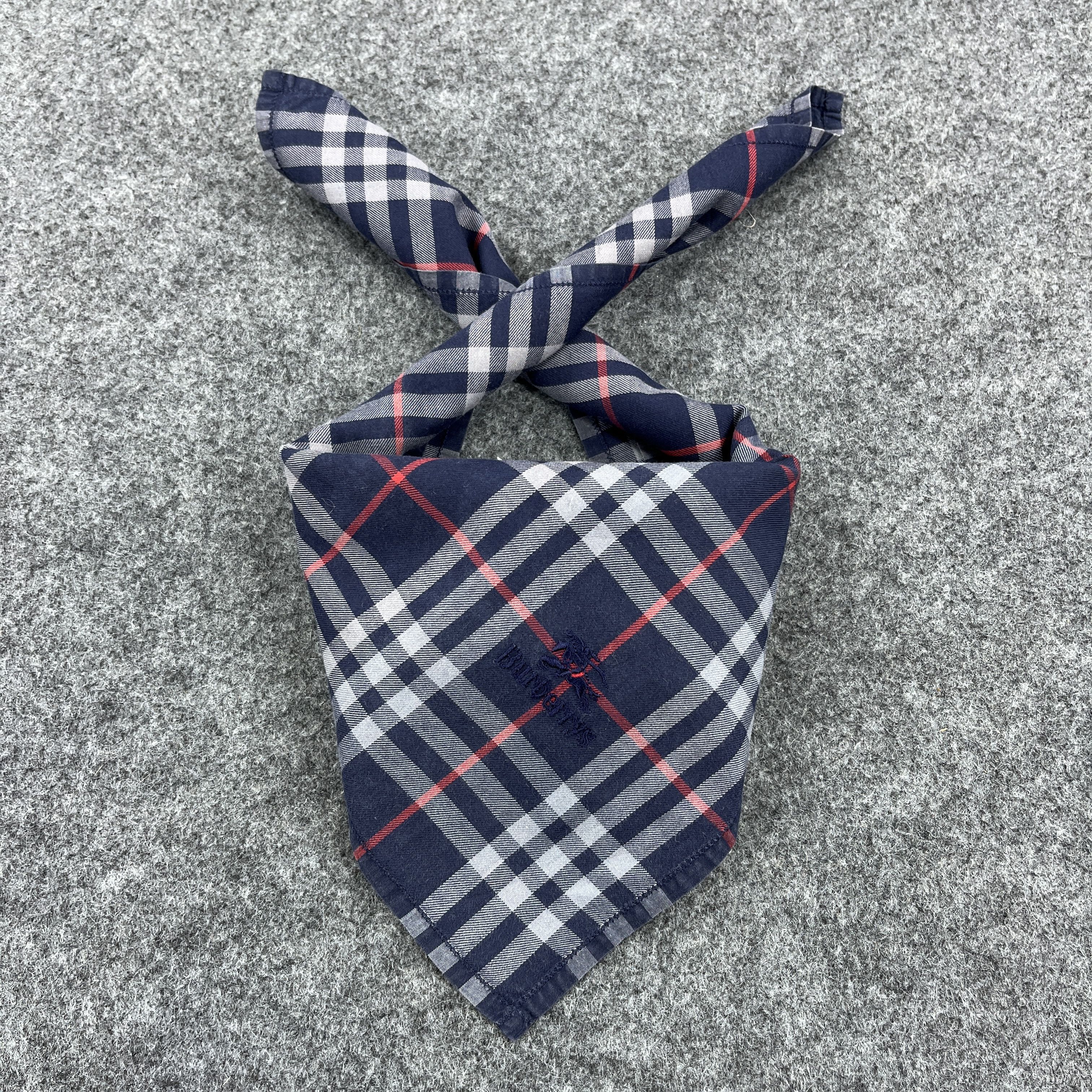 Burberry Burberry Handkerchief / Bandana / Neckerchief B962 Size ONE SIZE - 1 Thumbnail