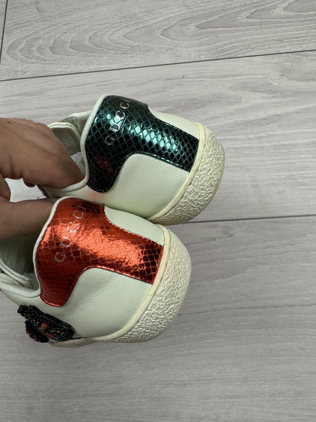 Gucci Gucci Arrow Ace Embroidered Sneakers 37 sz Size US 6.5 / IT 36.5 - 9 Thumbnail