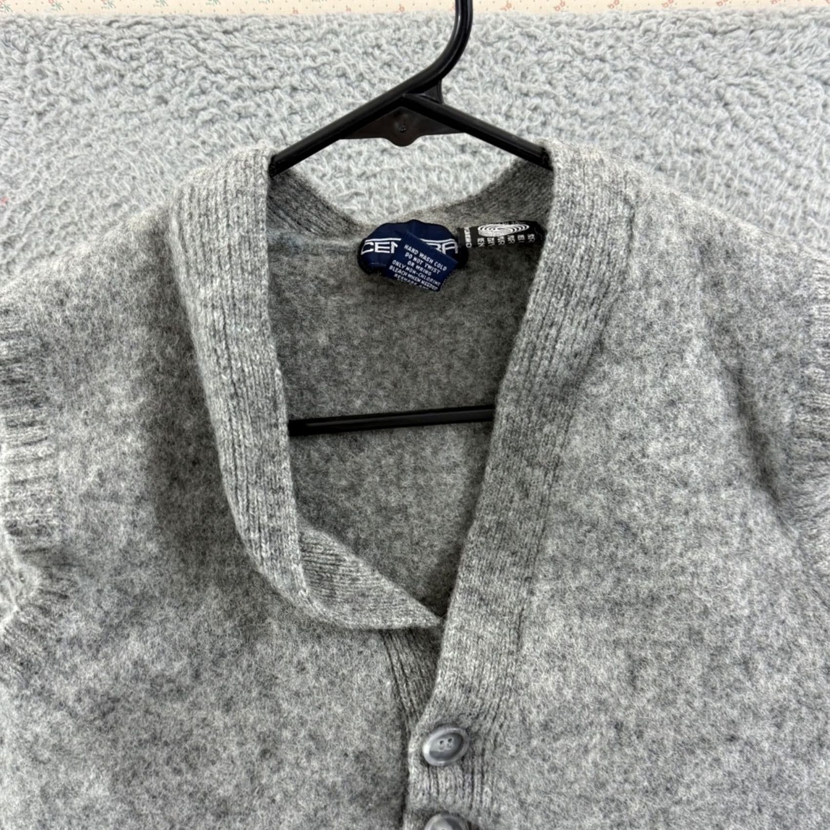 Vintage VINTAGE Centura Center Sweater Vest Girls Medium Gray Wool Knit 90s Preppy Size M / US 6-8 / IT 42-44 - 3 Thumbnail