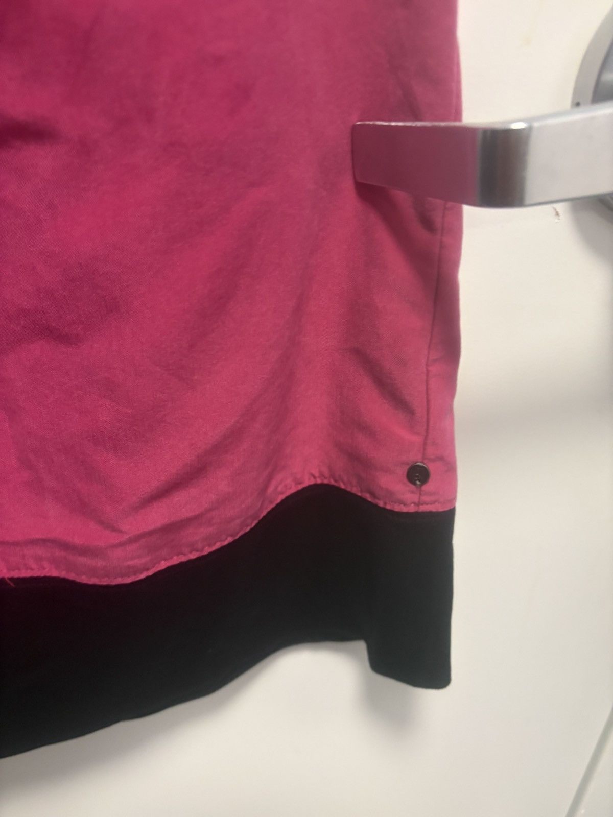 Calvin Klein Calvin Klein Jeans Pink SleevelessBlouse Pleated Neck Size M Size M / US 6-8 / IT 42-44 - 3 Thumbnail