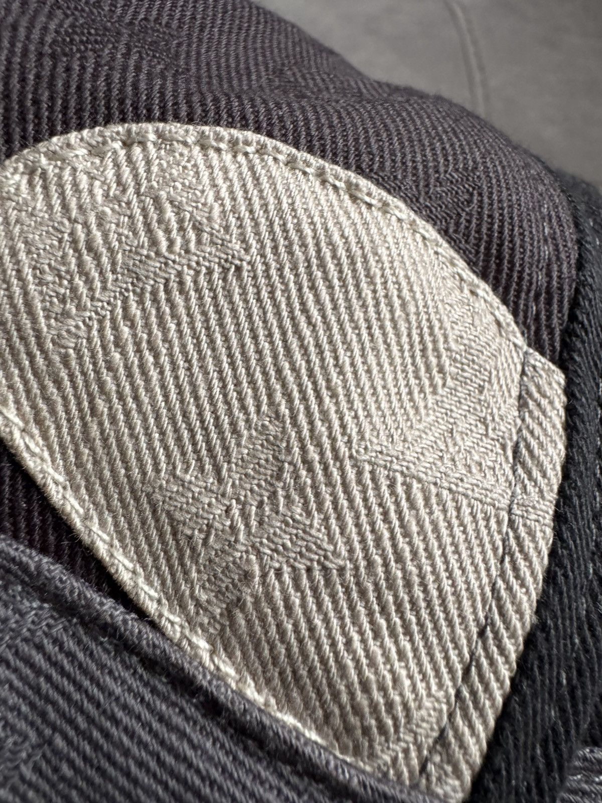Louis Vuitton LOUIS VUITTON bucket hat study all photos and description Size ONE SIZE - 8 Thumbnail