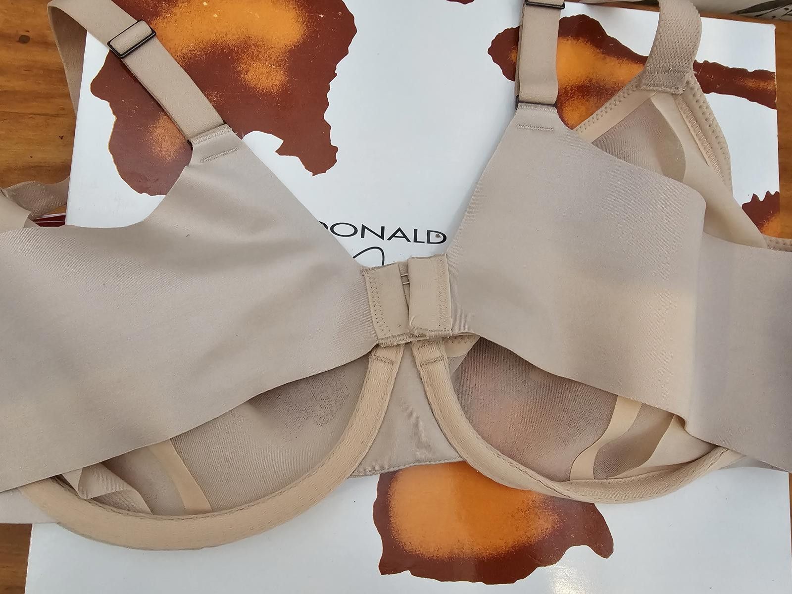 Domenico Spano NWT Spanx Bra Champange Womens M 34-36 Light Sheer #415 Size ONE SIZE - 6 Thumbnail