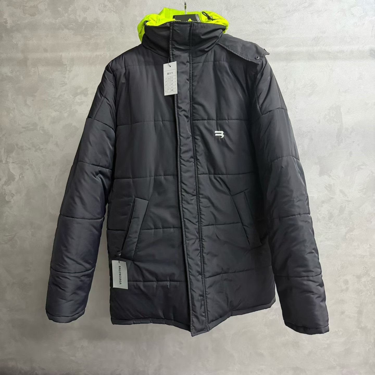 Balenciaga Balenciaga Down Black Heavy Coat l Men Size US L / EU 52-54 / 3 - 1 Thumbnail