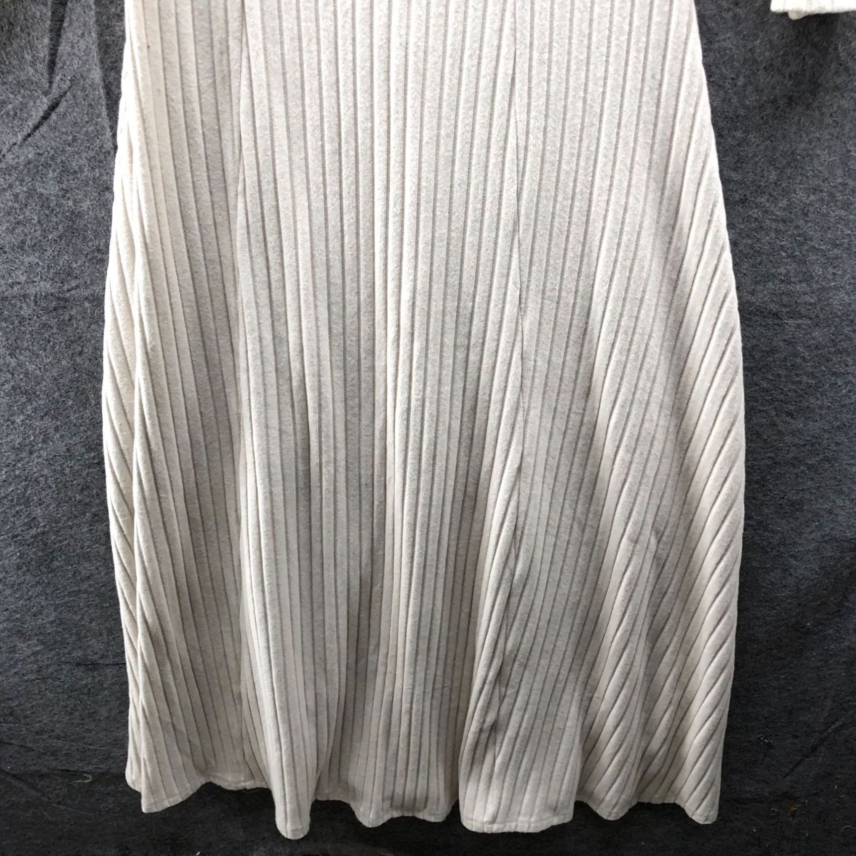 Old Navy Old Navy Maxi Sweater Dress L Beige Ribbed Long Sleeve A-Line Scoop Back Womens Size L / US 10 / IT 46 - 4 Thumbnail
