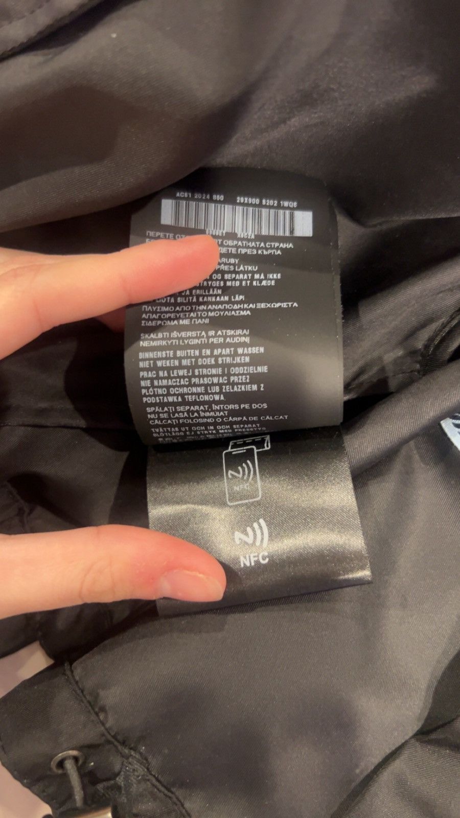 Prada prada black re-nylon cropped jacket Size S / US 4 / IT 40 - 7 Thumbnail