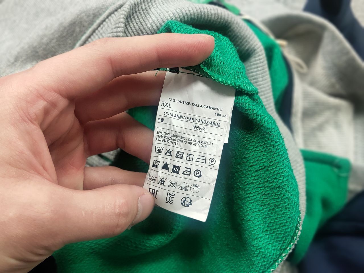 United Colors Of Benetton United colors of benetton Design cotton Logo Zip Hoodie Size US S / EU 44-46 / 1 - 14 Thumbnail