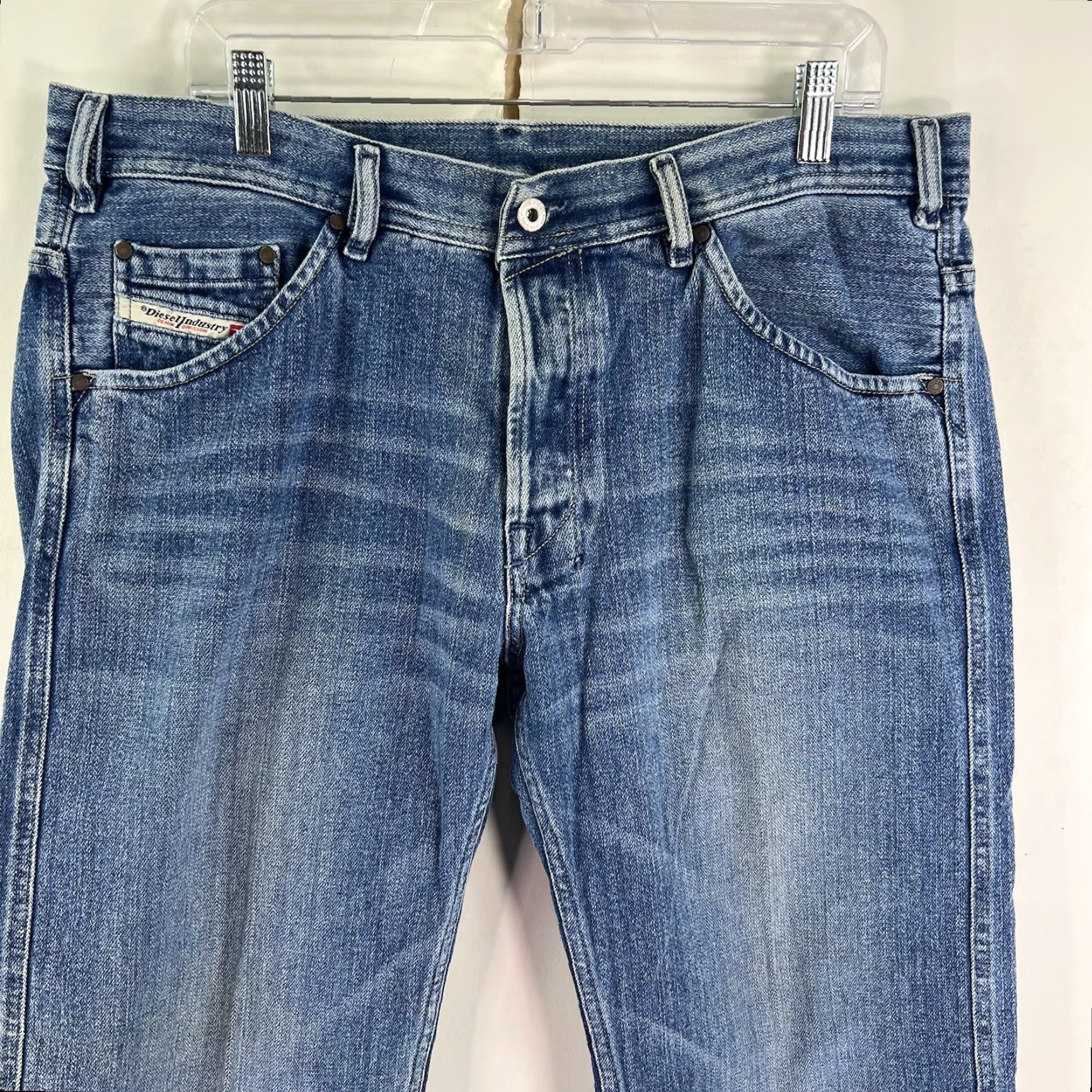 Diesel VINTAGE Diesel Jeans Men Size 36 Straight Fit Denim 5-Pocket Logo Made in Italy Size US 36 / EU 52 - 2 Thumbnail