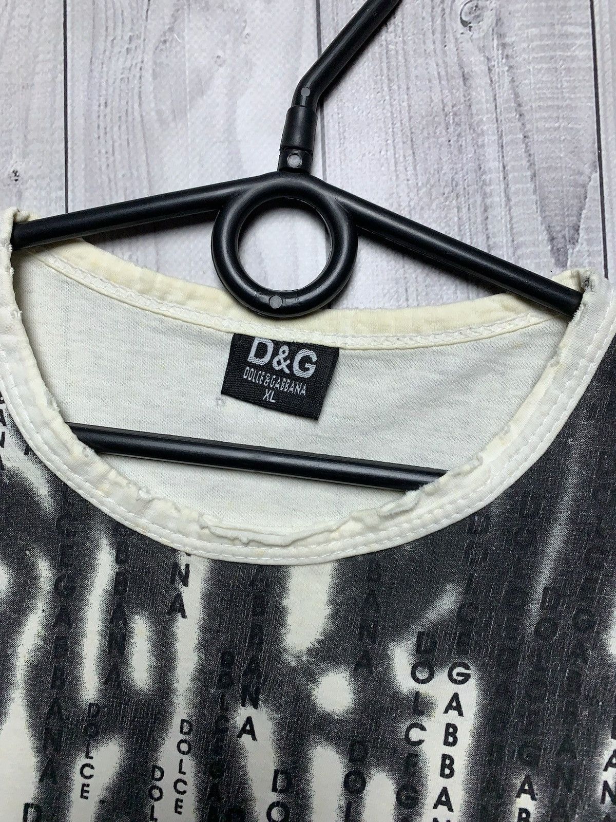 Vintage Vintage Dolce Gabbana tee logo rare size L Size US L / EU 52-54 / 3 - 4 Thumbnail