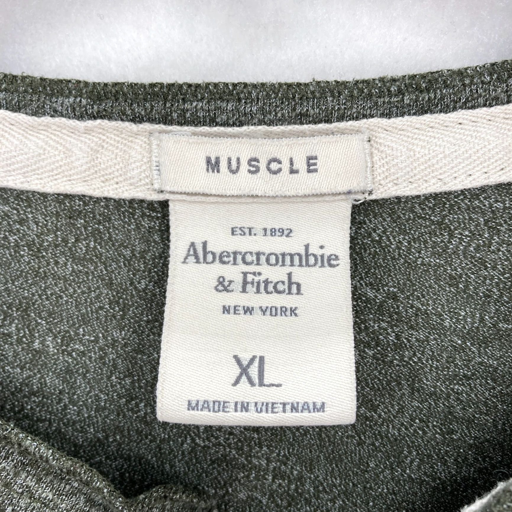 Abercrombie & Fitch Abercrombie & Fitch Muscle Henley Long Sleeve T Shirt Mens XL Green Preppy Size US XL / EU 56 / 4 - 4 Thumbnail