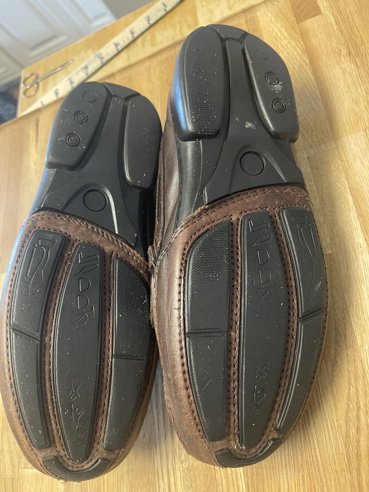 Giorgio Brutini Giorgio Brutini Shoes Men's Size 8M Woven Tassle Loafers Bro Size US 8 / EU 41 - 8 Thumbnail