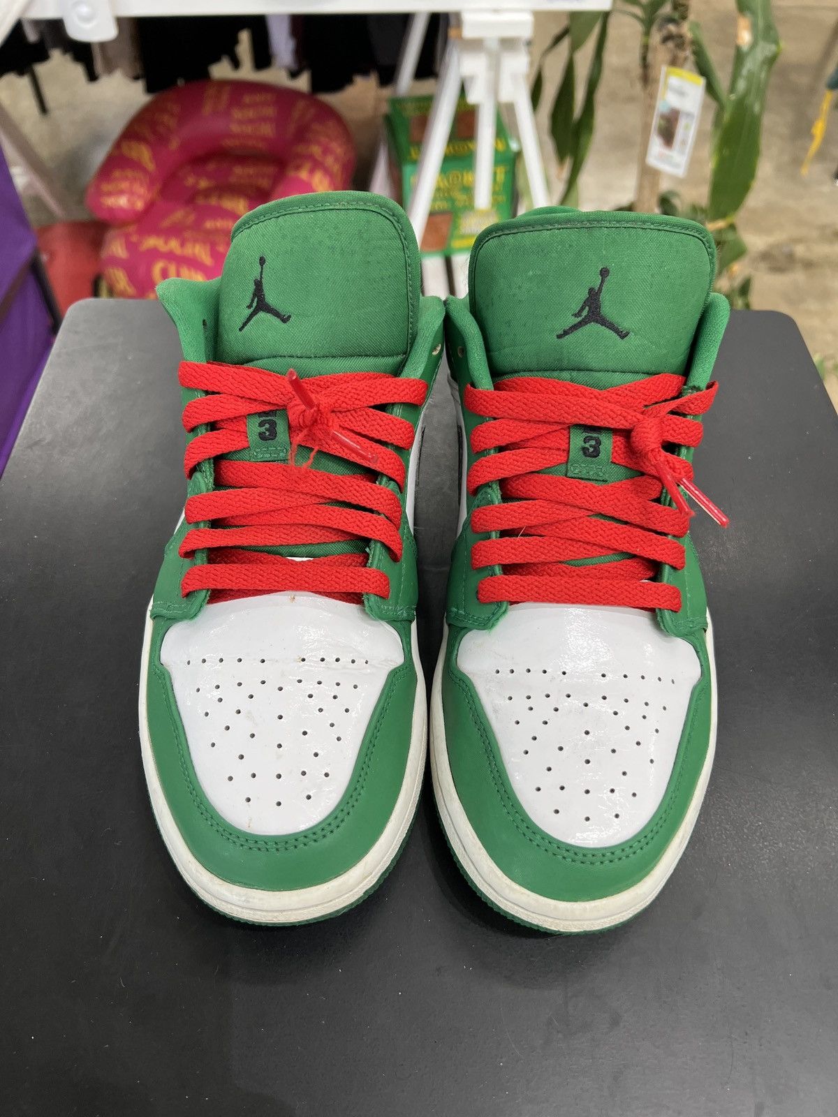 Jordan Brand × Nike Air Jordan 1 Low Pine Green Sz. 9.5 (2020) Size US 9.5 / EU 42-43 - 2 Thumbnail
