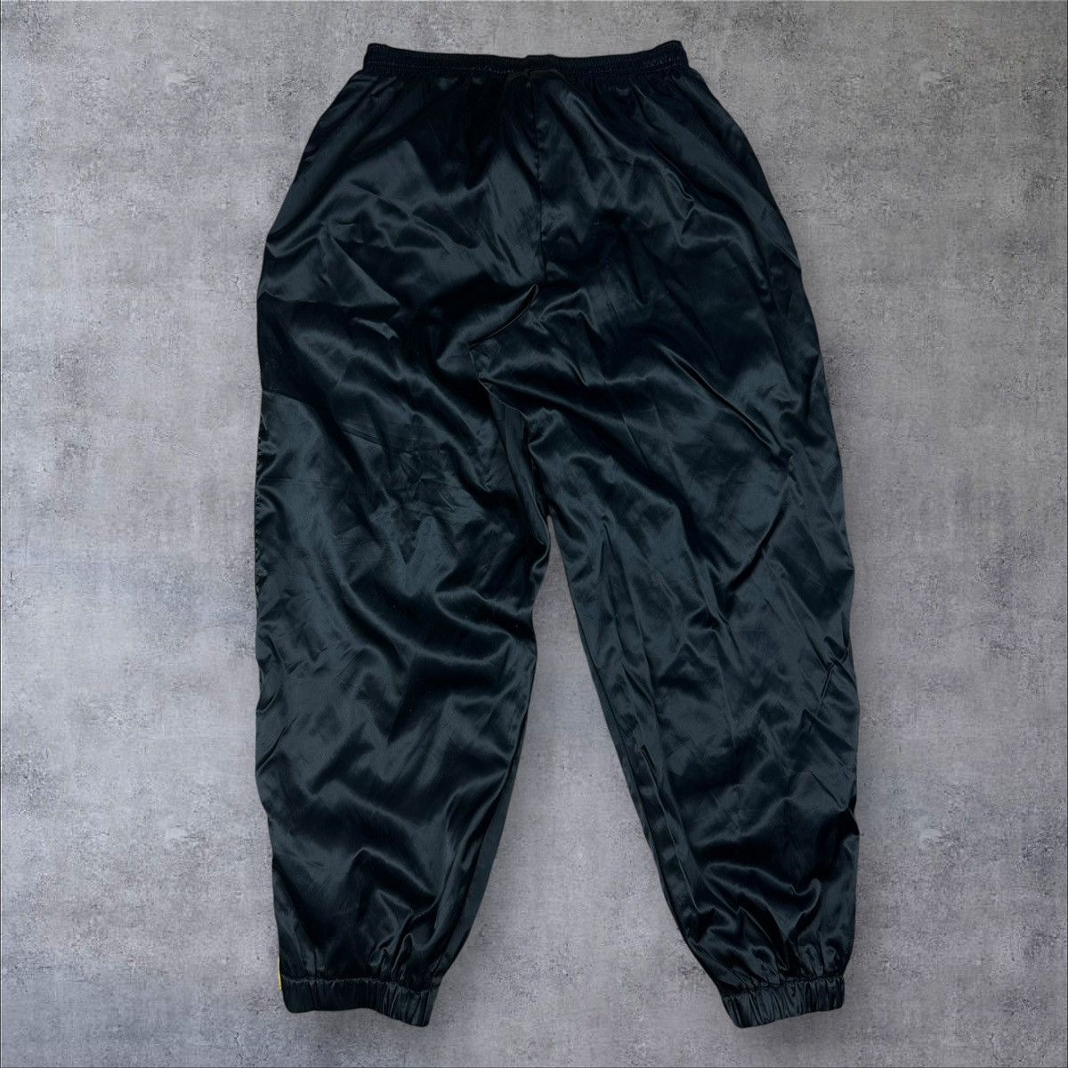 Nike × Vintage Vintage 90s Nike Nylon Sweatpants Kill Bill style Y2K S-M sz Size US 30 / EU 46 - 2 Thumbnail