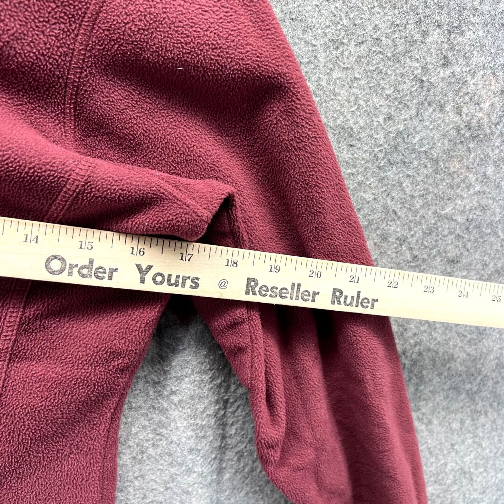 Helly Hansen VINTAGE Helly Hansen Sweater Women Small Burgundy Red Full Zip Fleece Jacket Full Zip Size S / US 4 / IT 40 - 7 Thumbnail