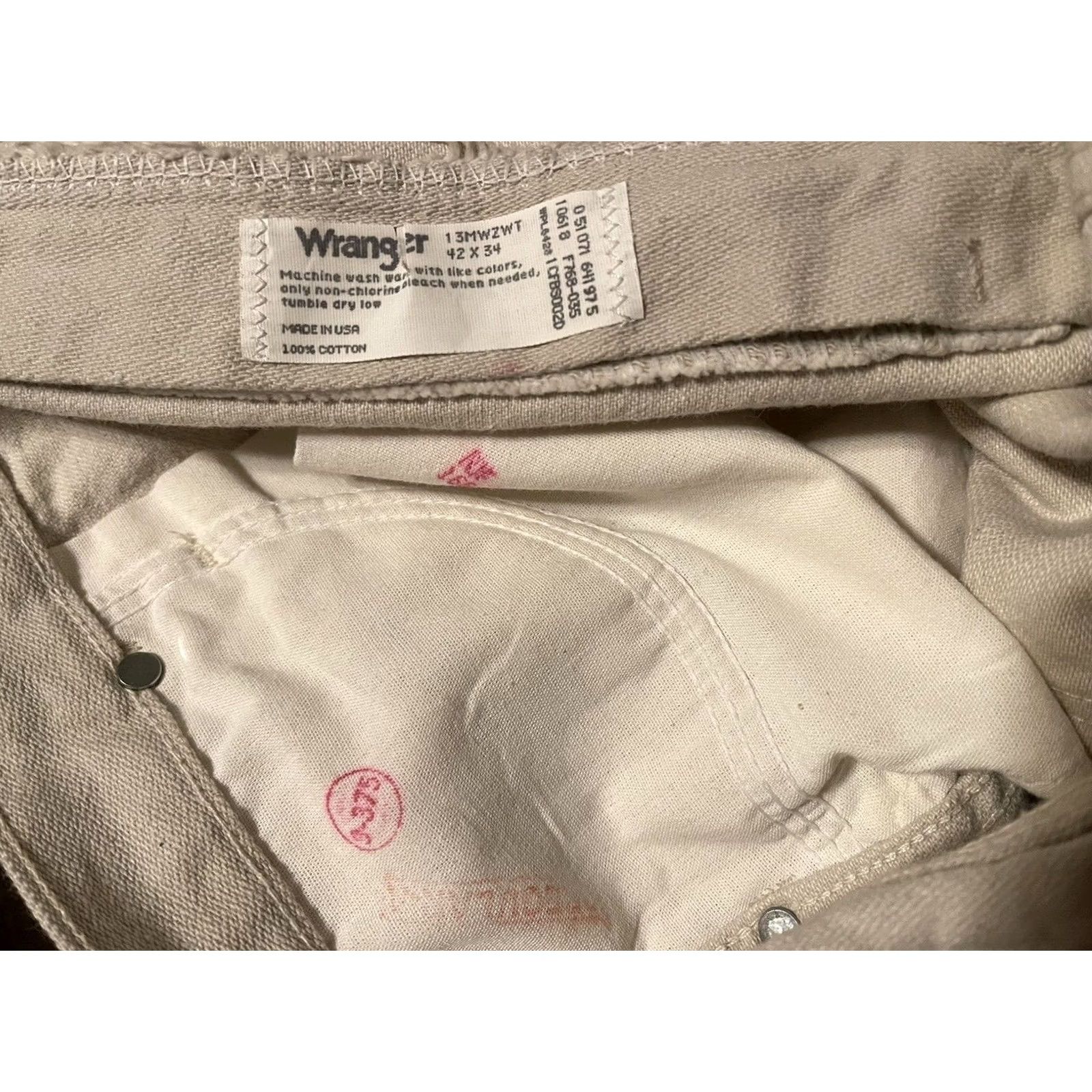 Wrangler VINTAGE Wrangler USA 13MWZWT Original Fit Cowboy Cut Jeans Men's 41x34 New! Size US 41 - 4 Thumbnail