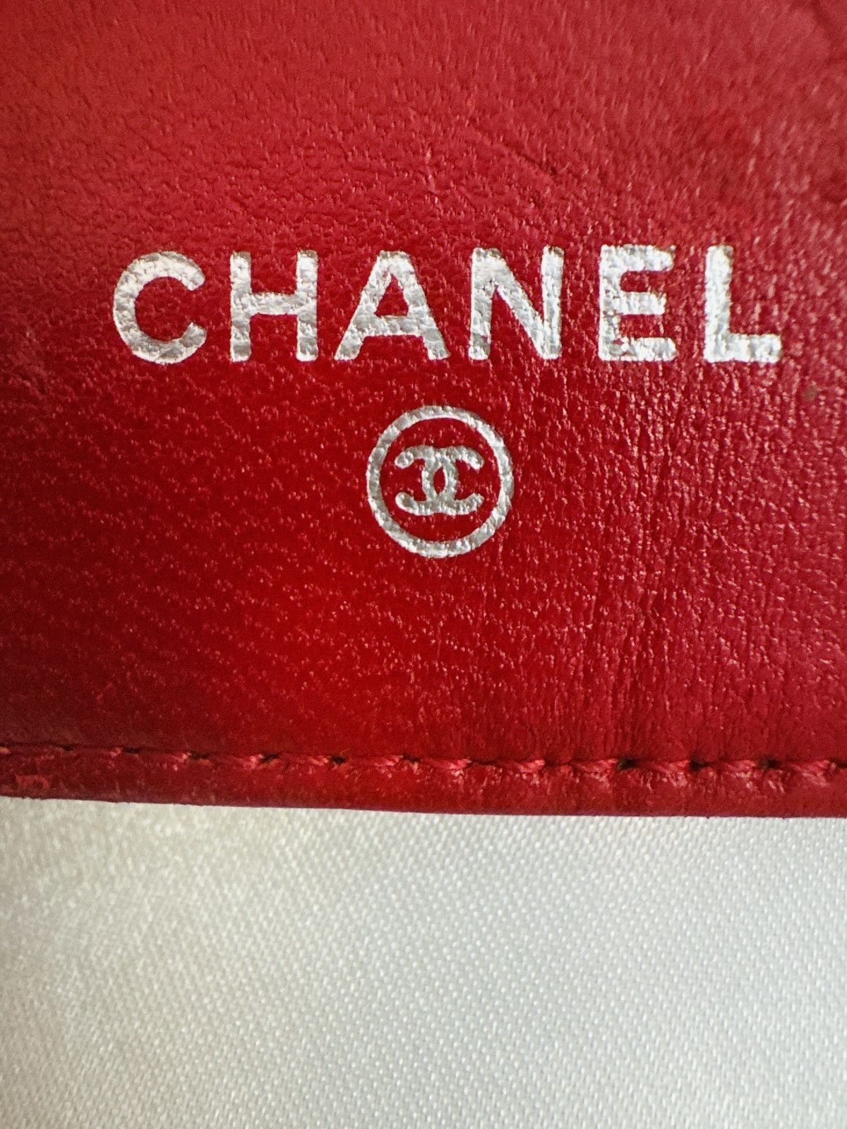 Chanel Caviar Quilted Classic Key Holder Wallet Red Size ONE SIZE - 5 Thumbnail