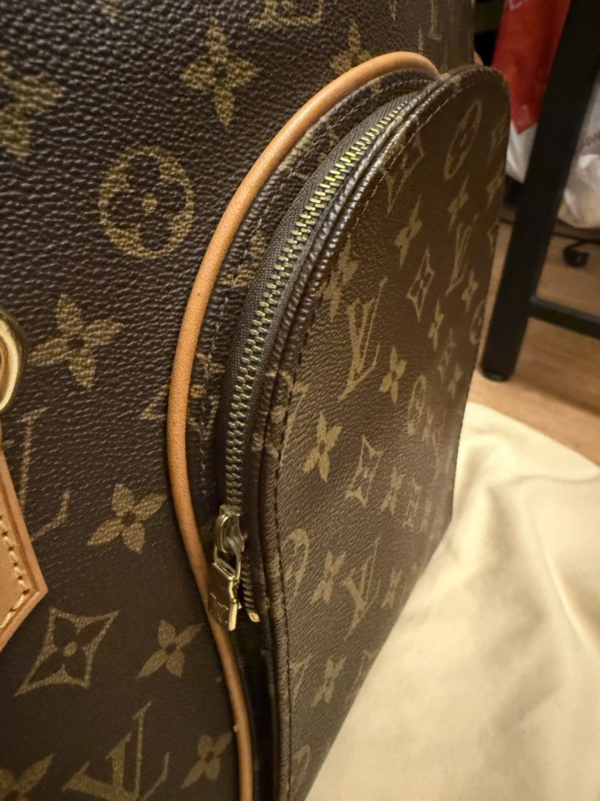 Louis Vuitton × Vintage Louis Vuitton Eclipse GM Shoulder Bag Size ONE SIZE - 2 Thumbnail