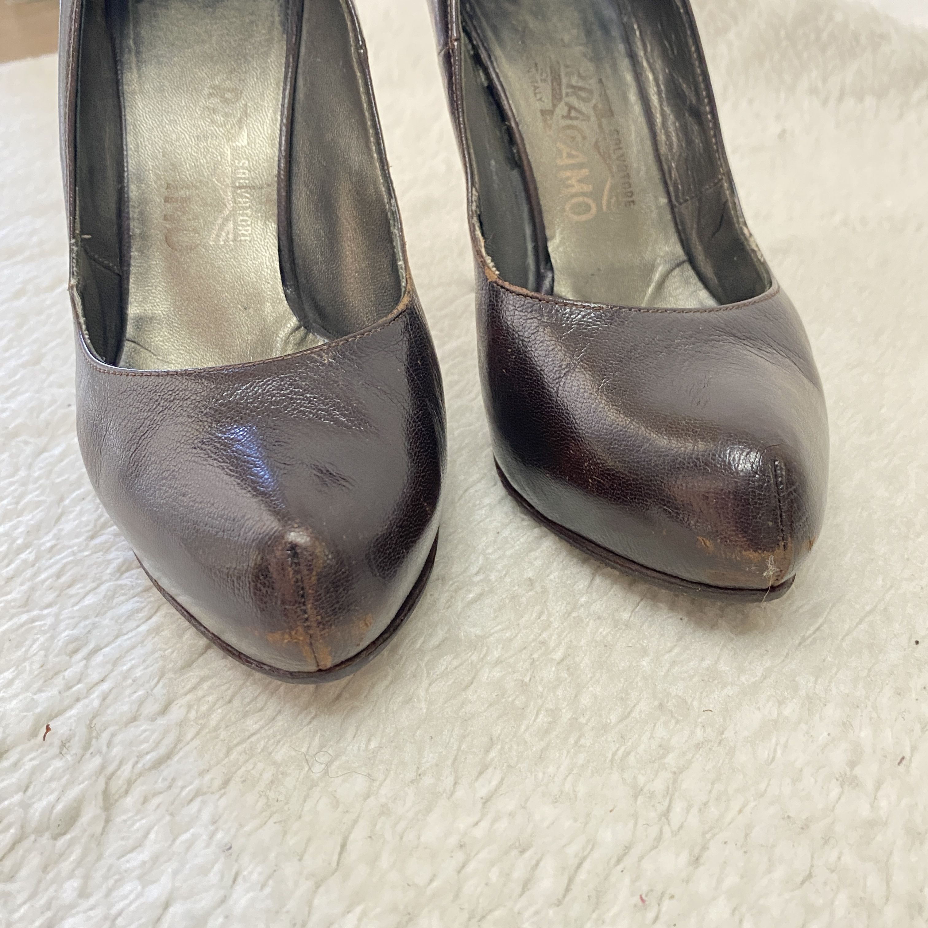 Salvatore Ferragamo Vintage Salvatore Ferragamo Brown Leather Wooden Heel Pumps Size US 6.5 / IT 36.5 - 5 Thumbnail