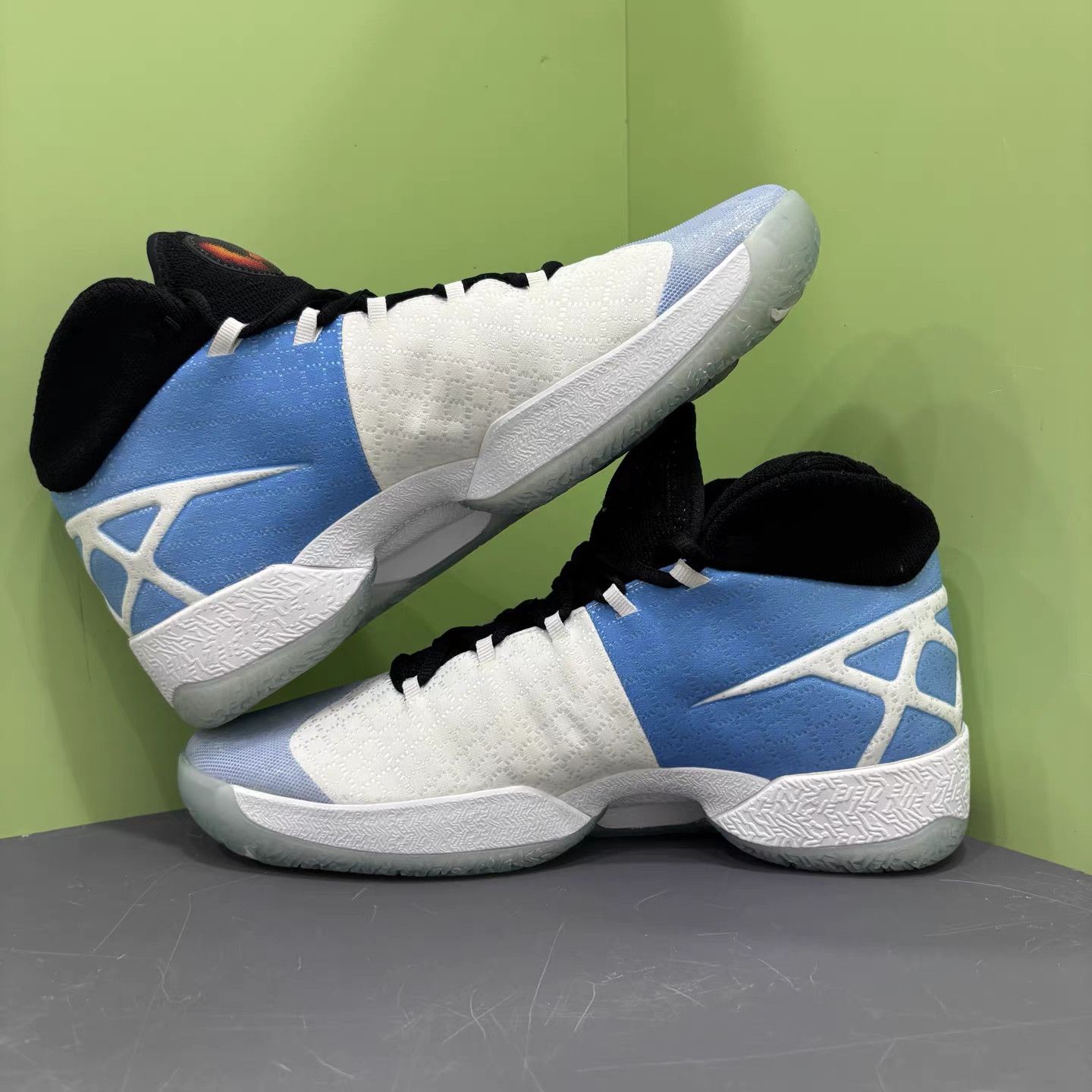 Jordan Brand Air Jordan 30 "UNC" University Blue Basketball Shoes K15 Size US 10 / EU 43 - 5 Thumbnail